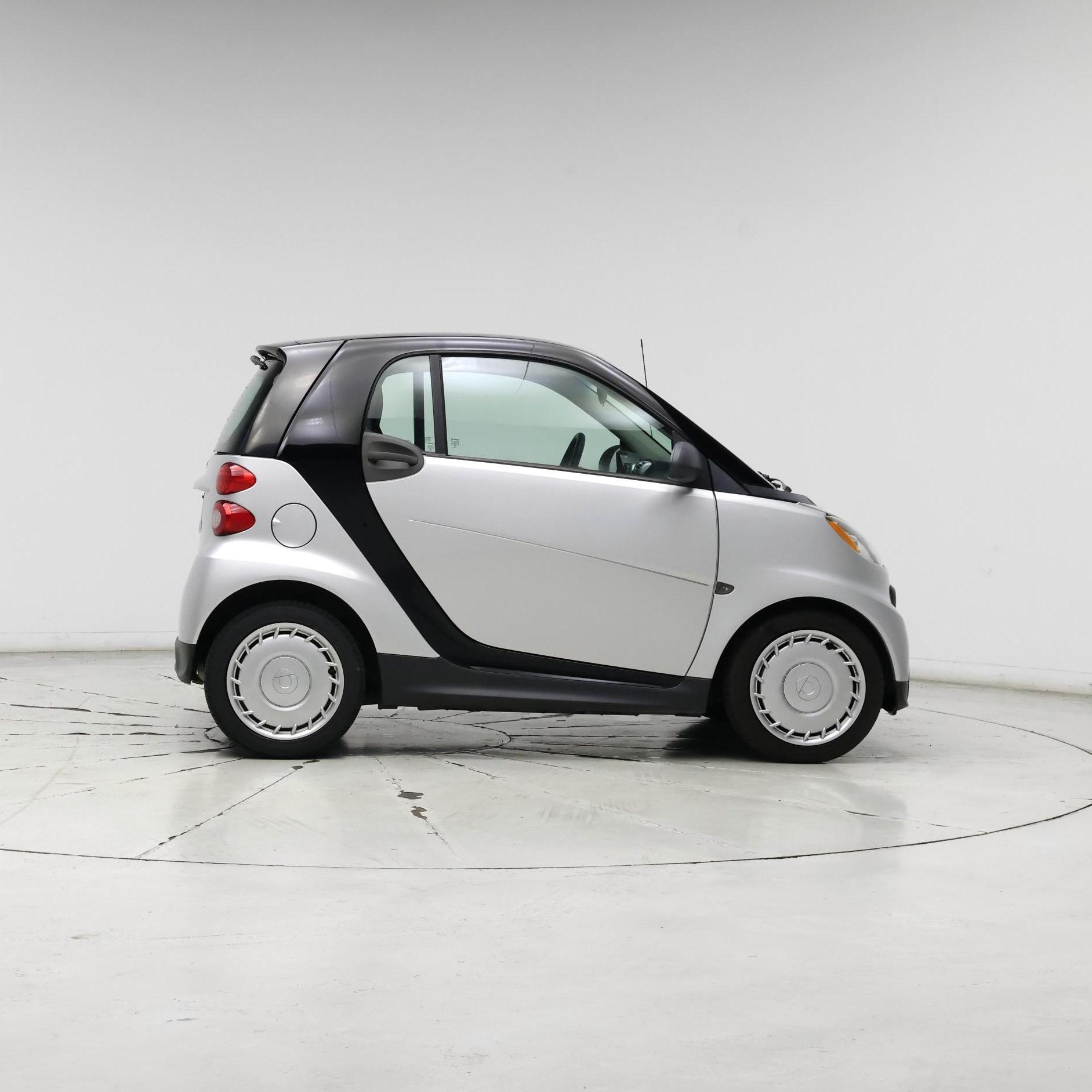 Thumbnail: 2015 smart fortwo - 7