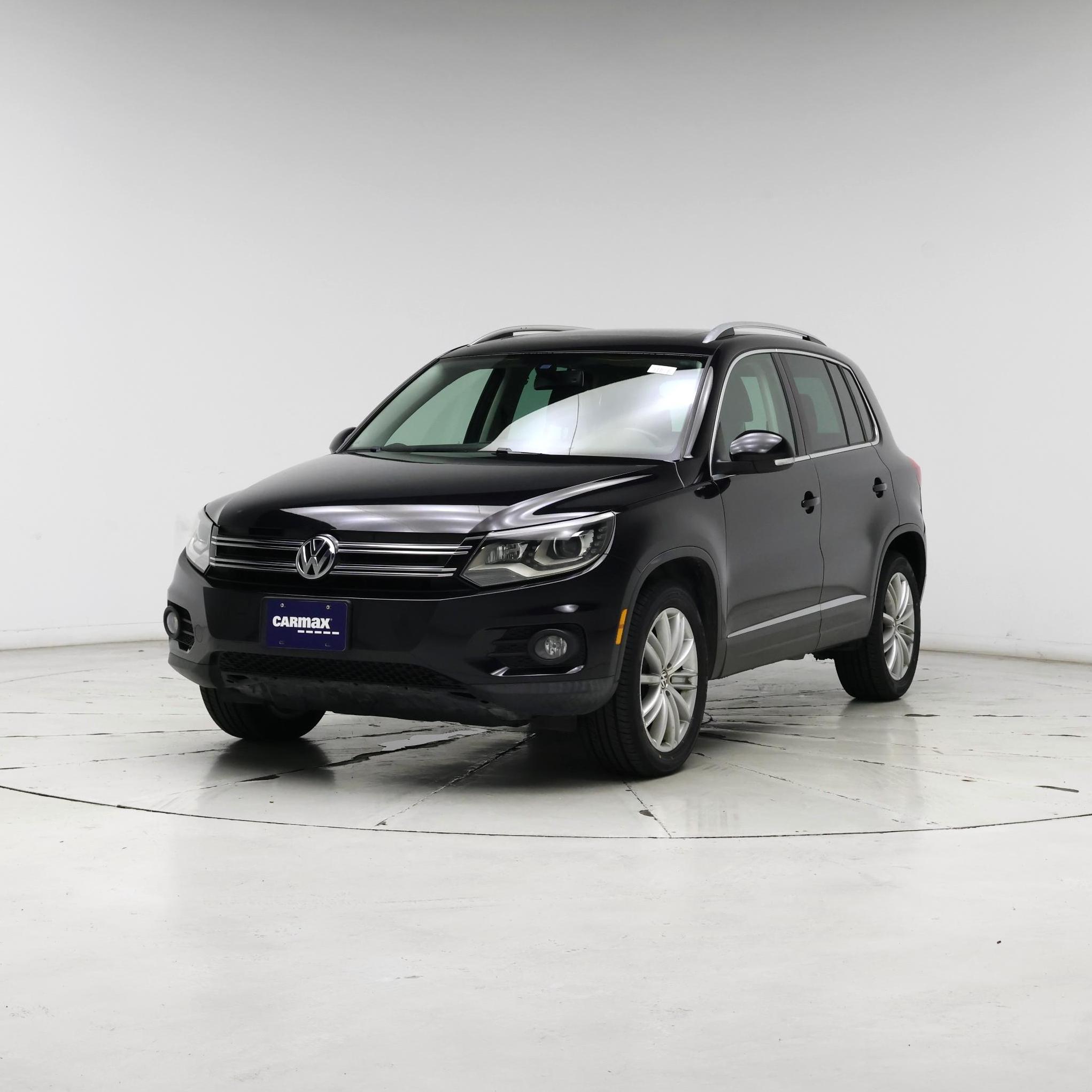 Thumbnail: 2016 Volkswagen Tiguan - 4