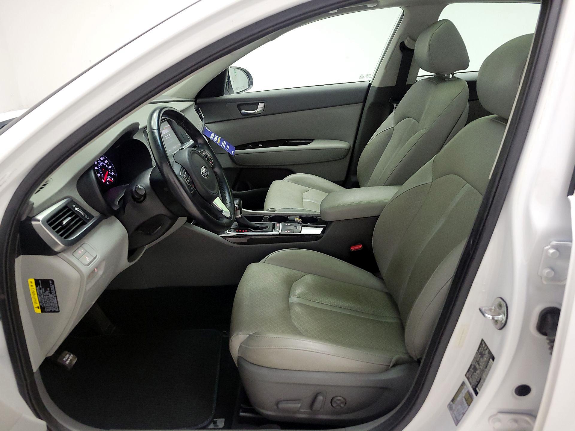 Thumbnail: 2016 Kia Optima - 11