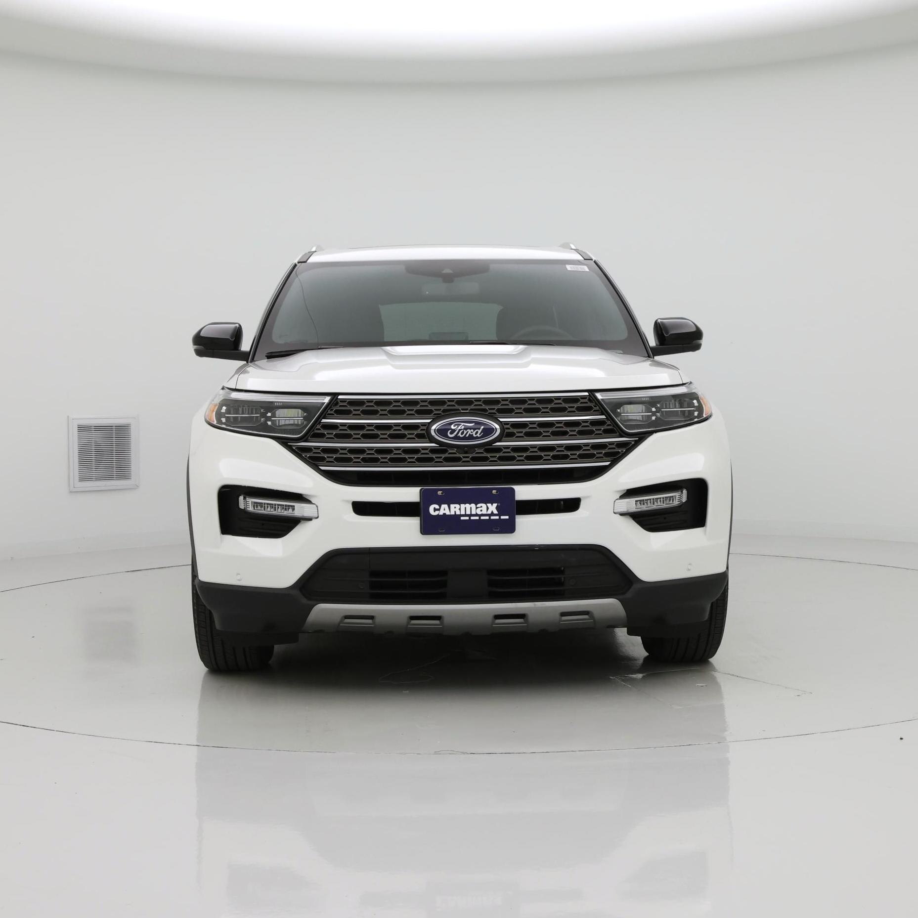 Thumbnail: 2023 Ford Explorer - 5