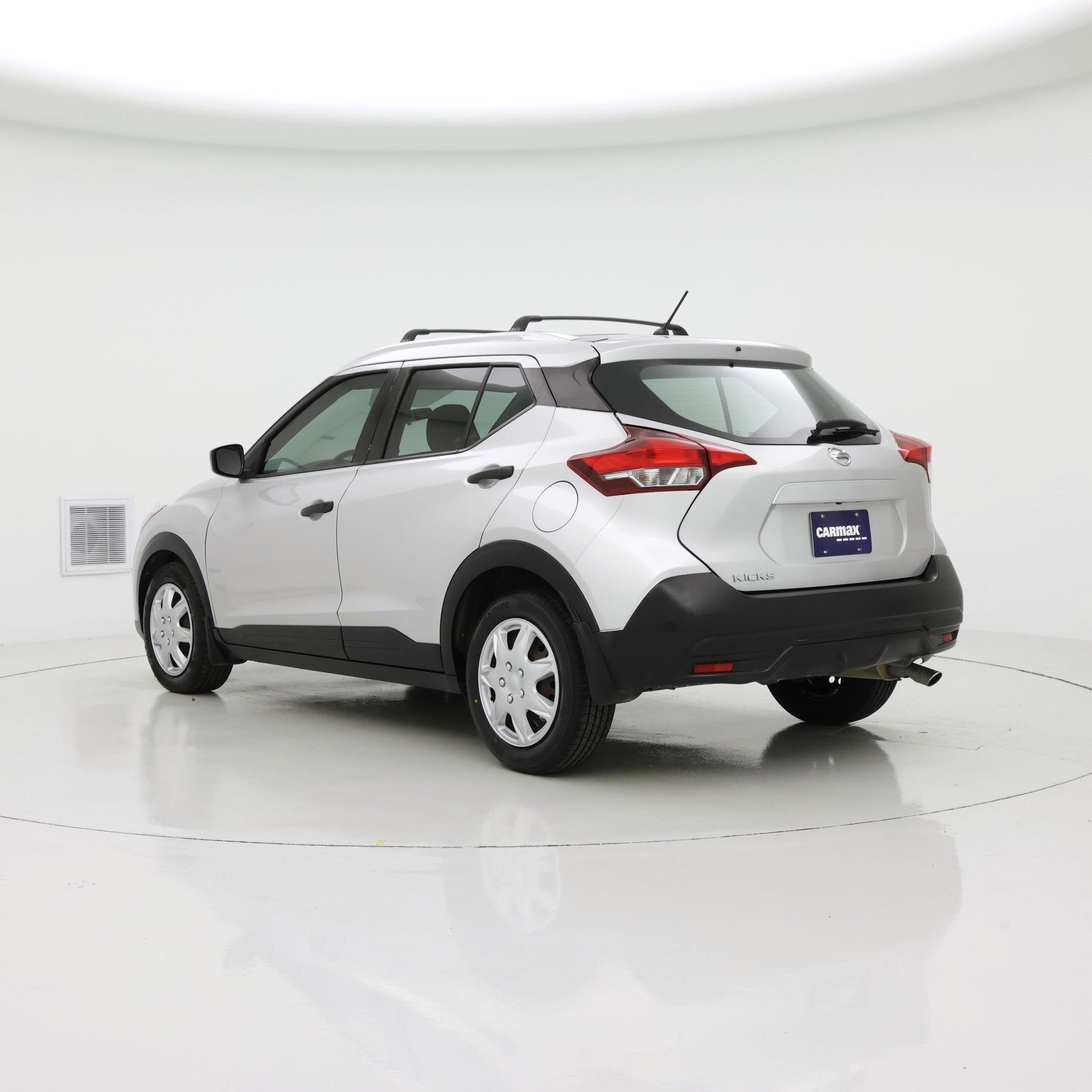 Thumbnail: 2019 Nissan Kicks - 2