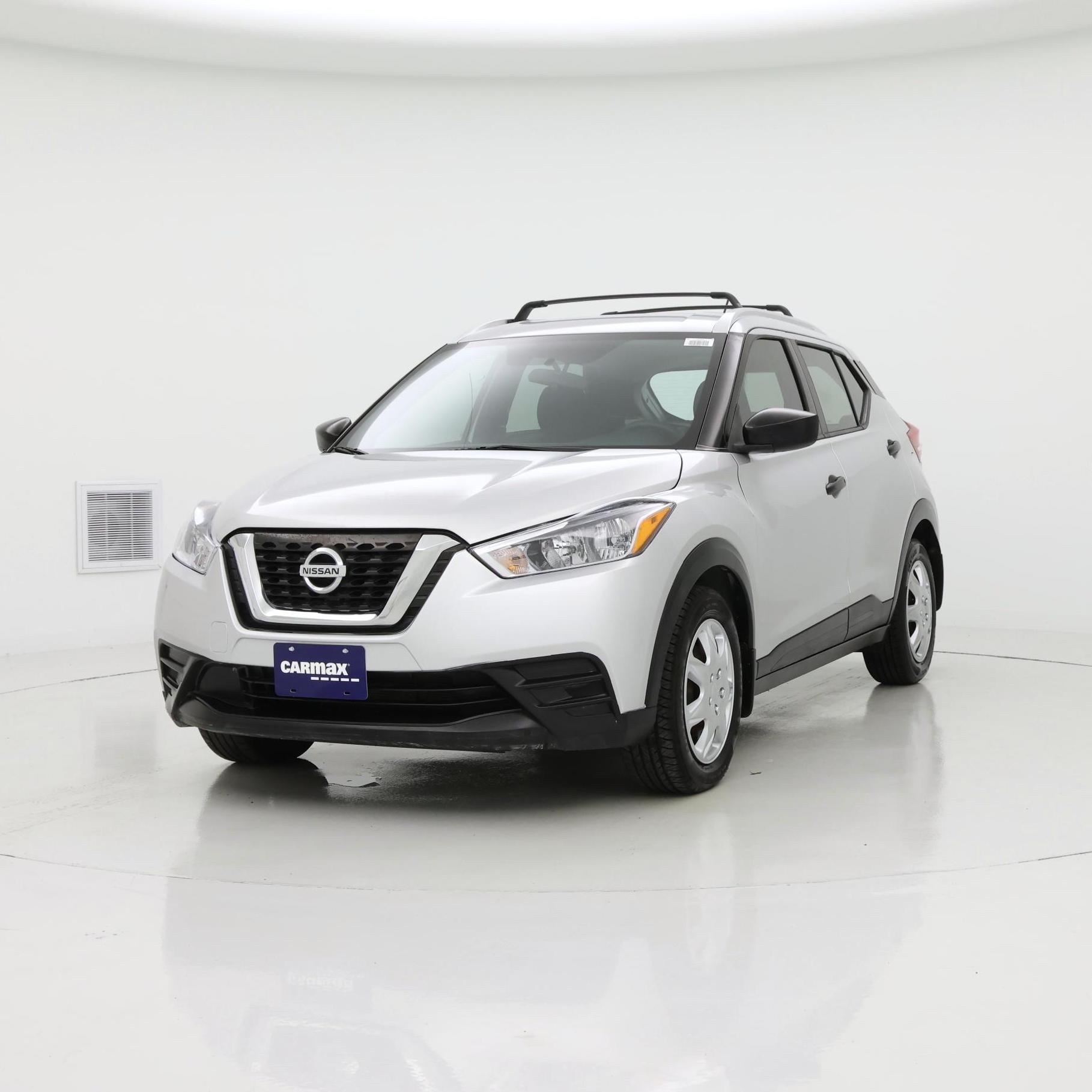 Thumbnail: 2019 Nissan Kicks - 4
