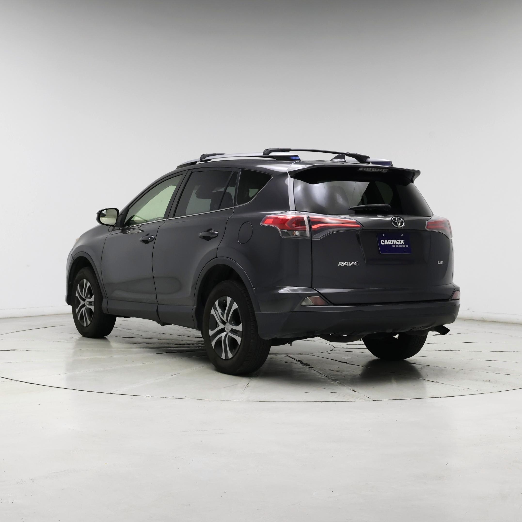 Thumbnail: 2018 Toyota RAV4 - 2