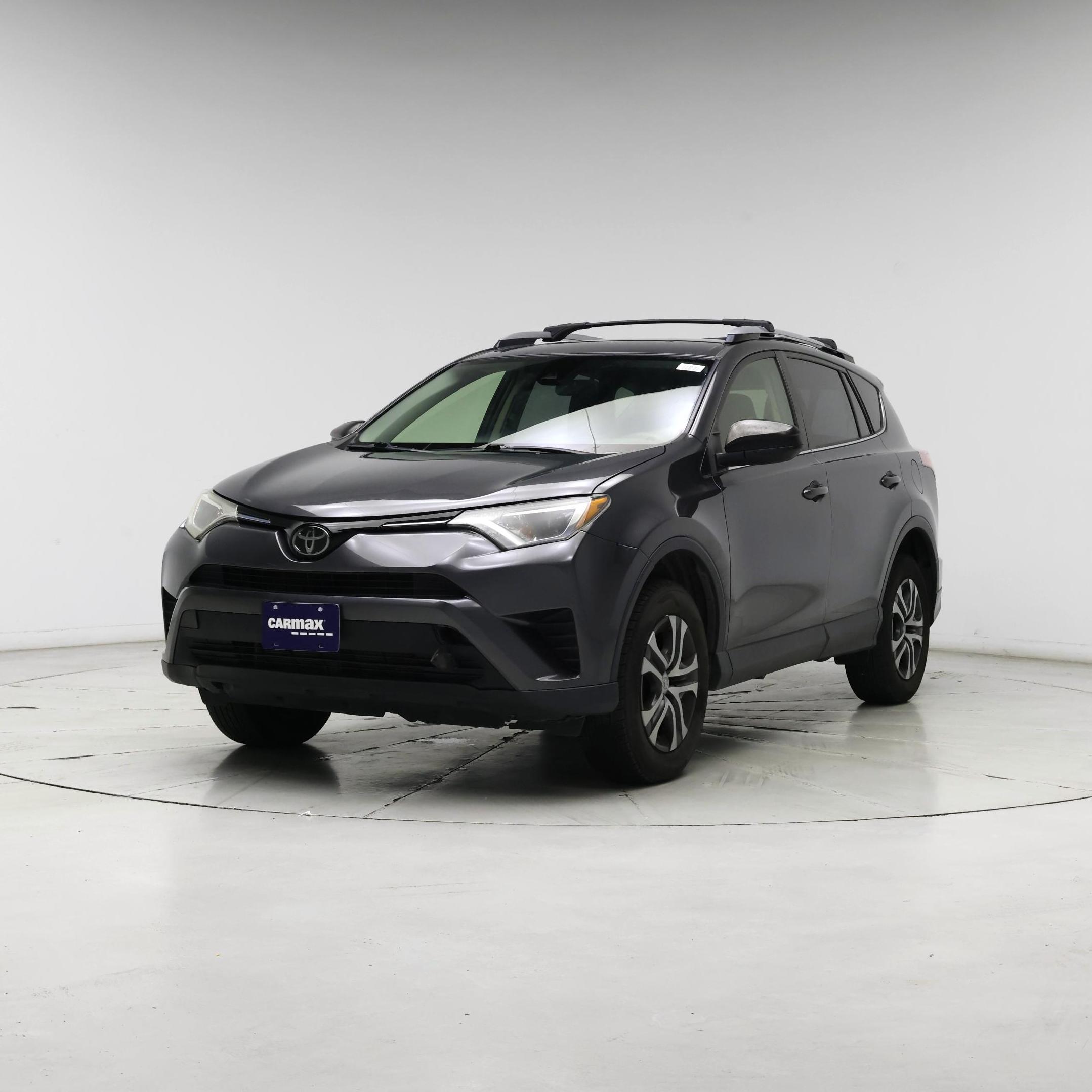 Thumbnail: 2018 Toyota RAV4 - 4