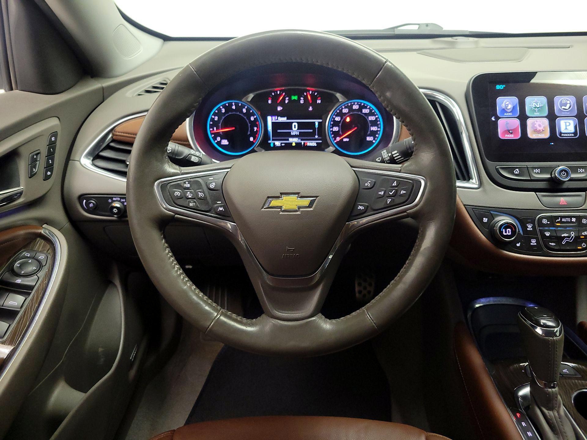 Thumbnail: 2016 Chevrolet Malibu - 10