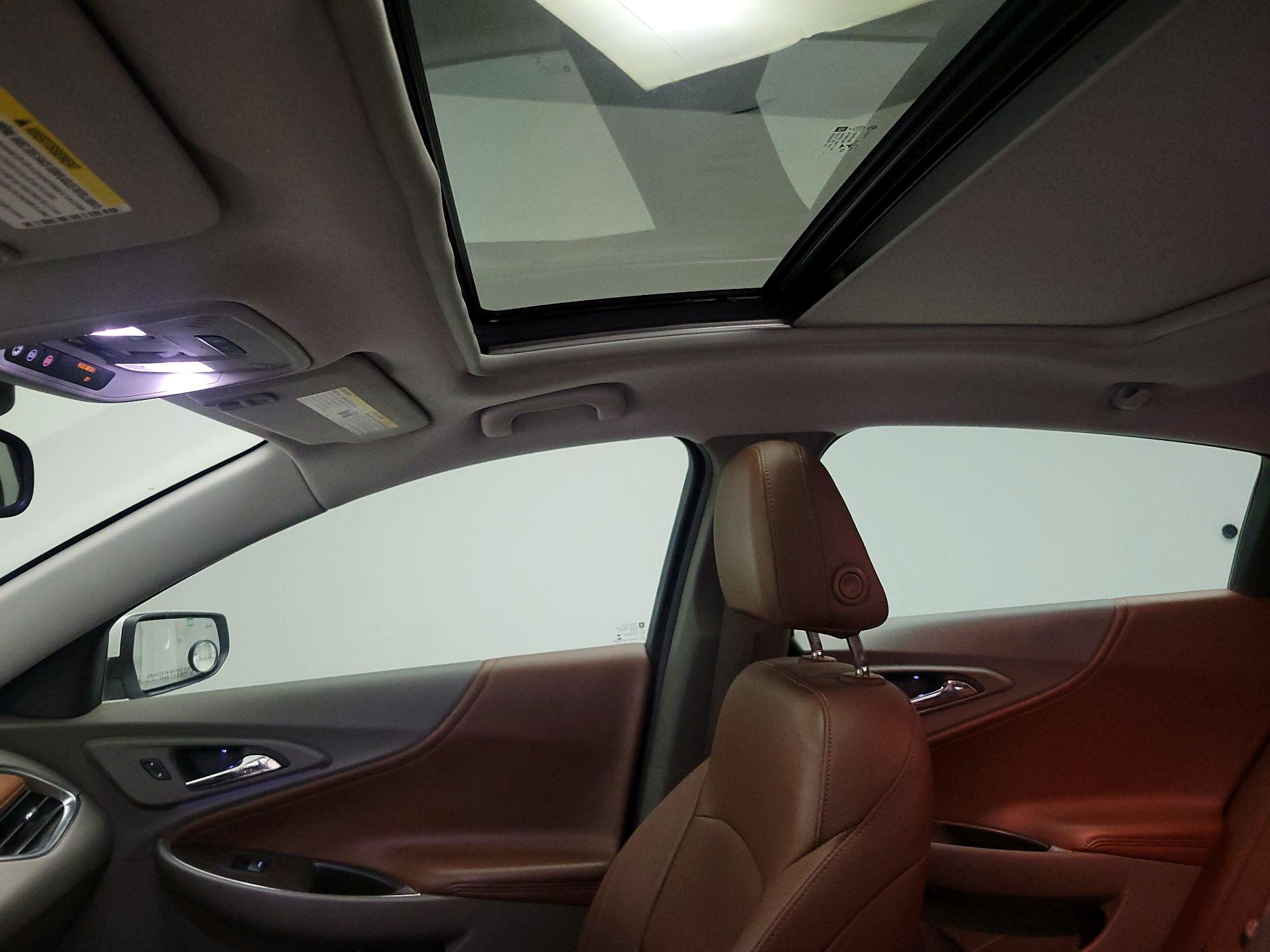 Thumbnail: 2016 Chevrolet Malibu - 20