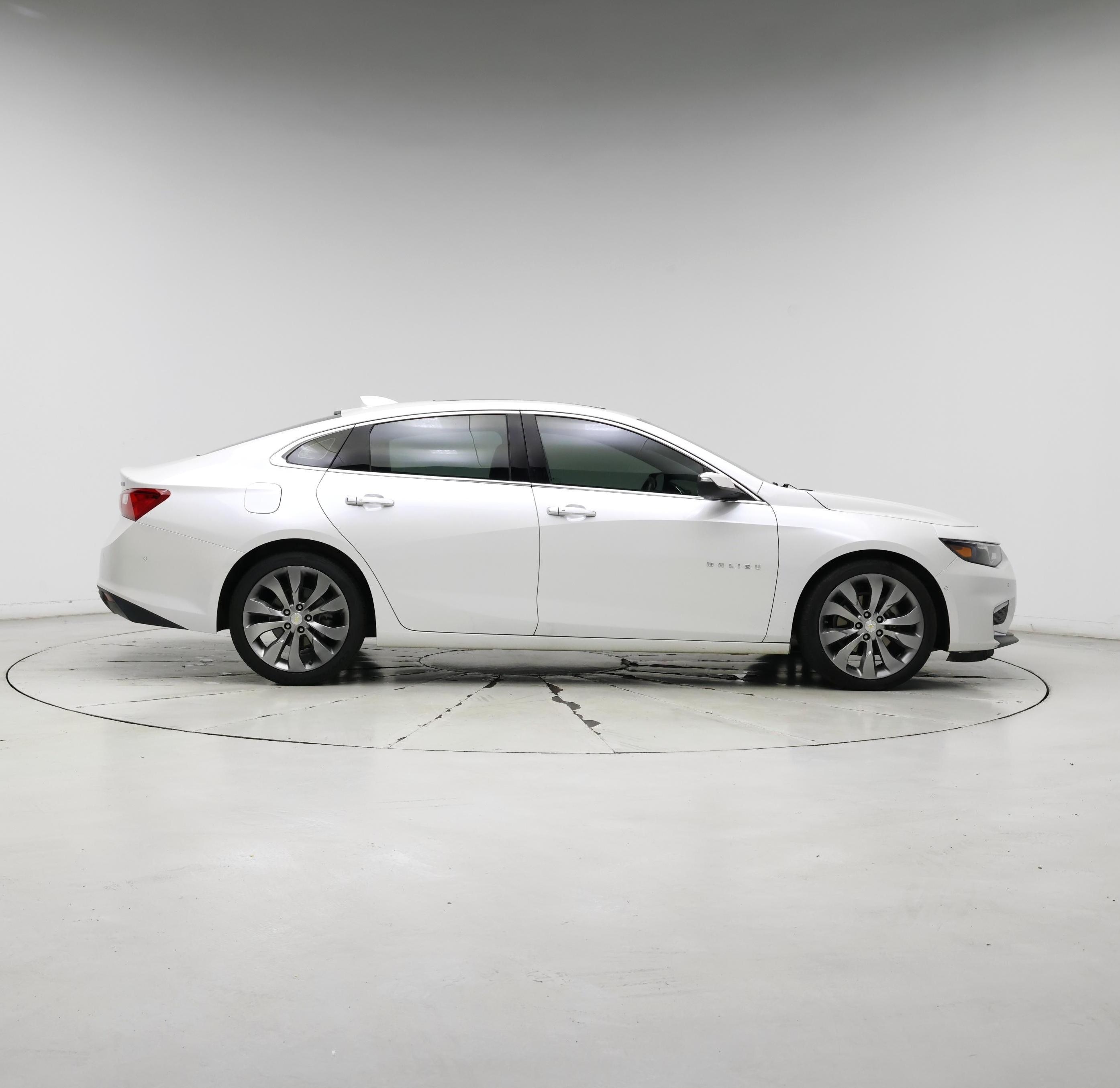 Thumbnail: 2016 Chevrolet Malibu - 7