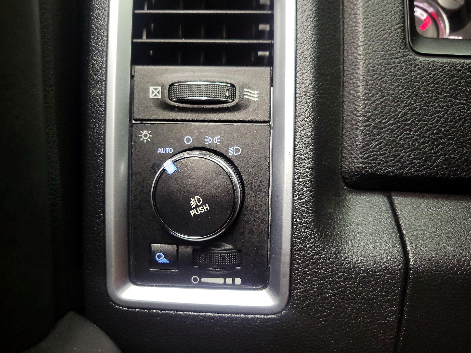 Thumbnail: 2014 RAM 1500 - 13