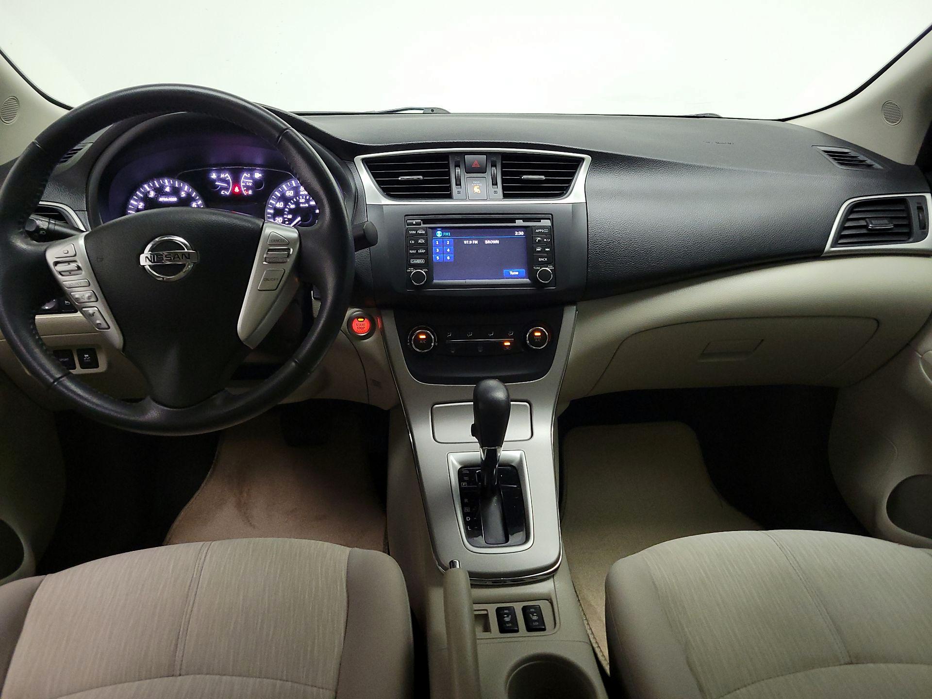 Thumbnail: 2015 Nissan Sentra - 9