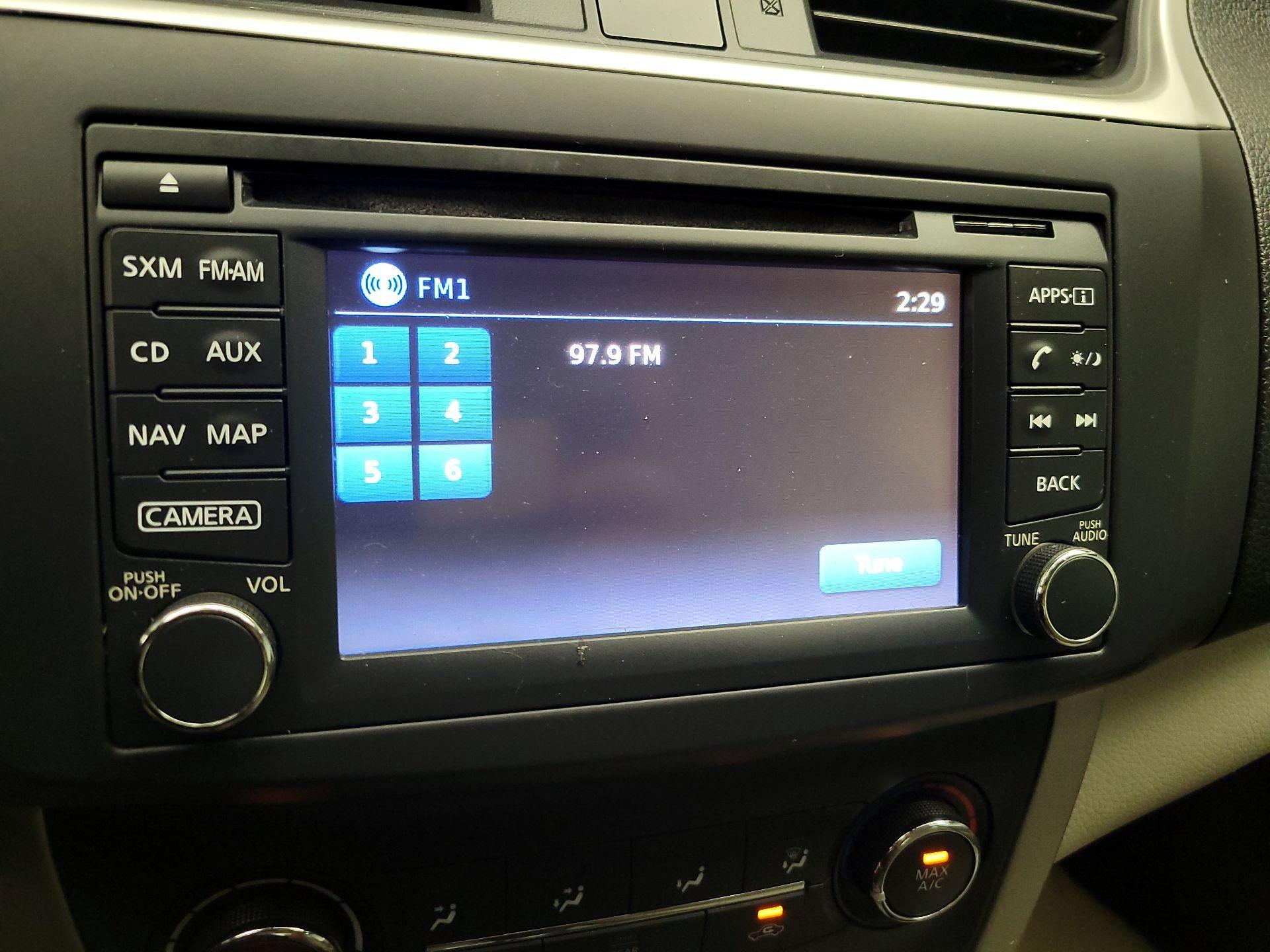Thumbnail: 2015 Nissan Sentra - 16