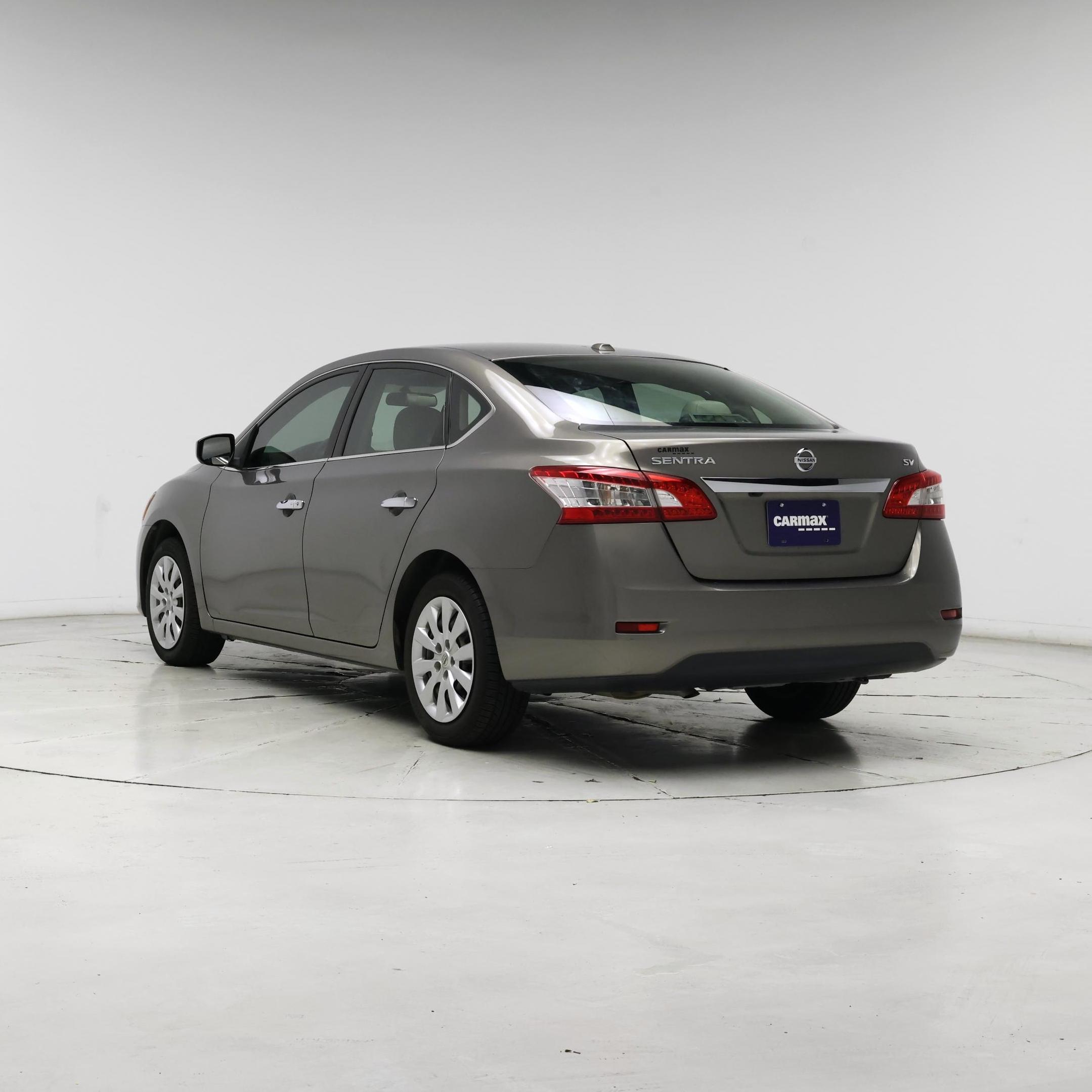 Thumbnail: 2015 Nissan Sentra - 2