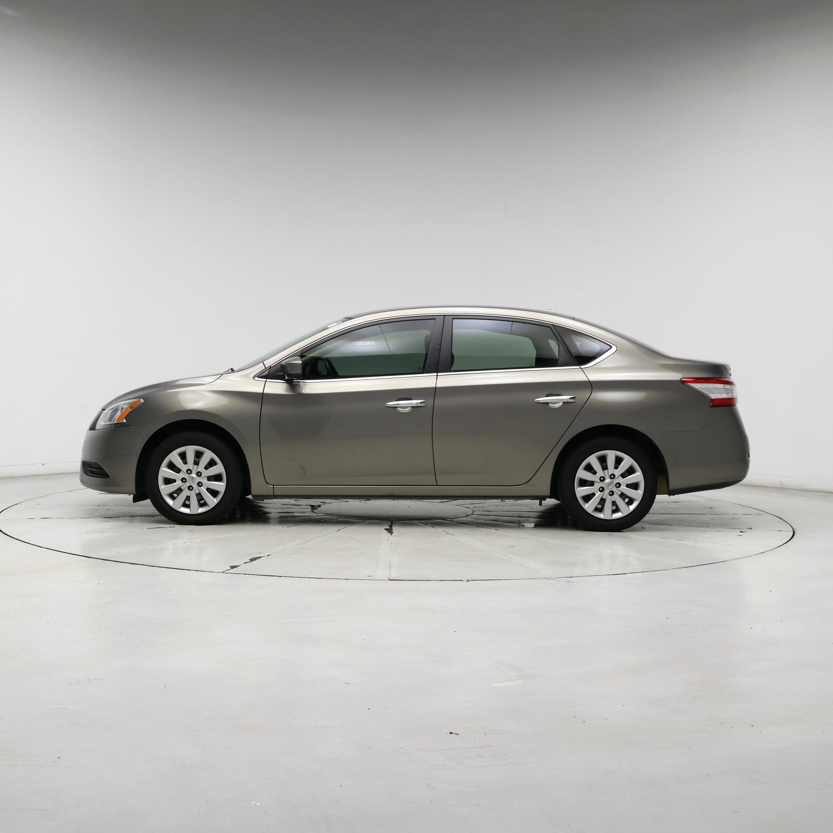 Thumbnail: 2015 Nissan Sentra - 3