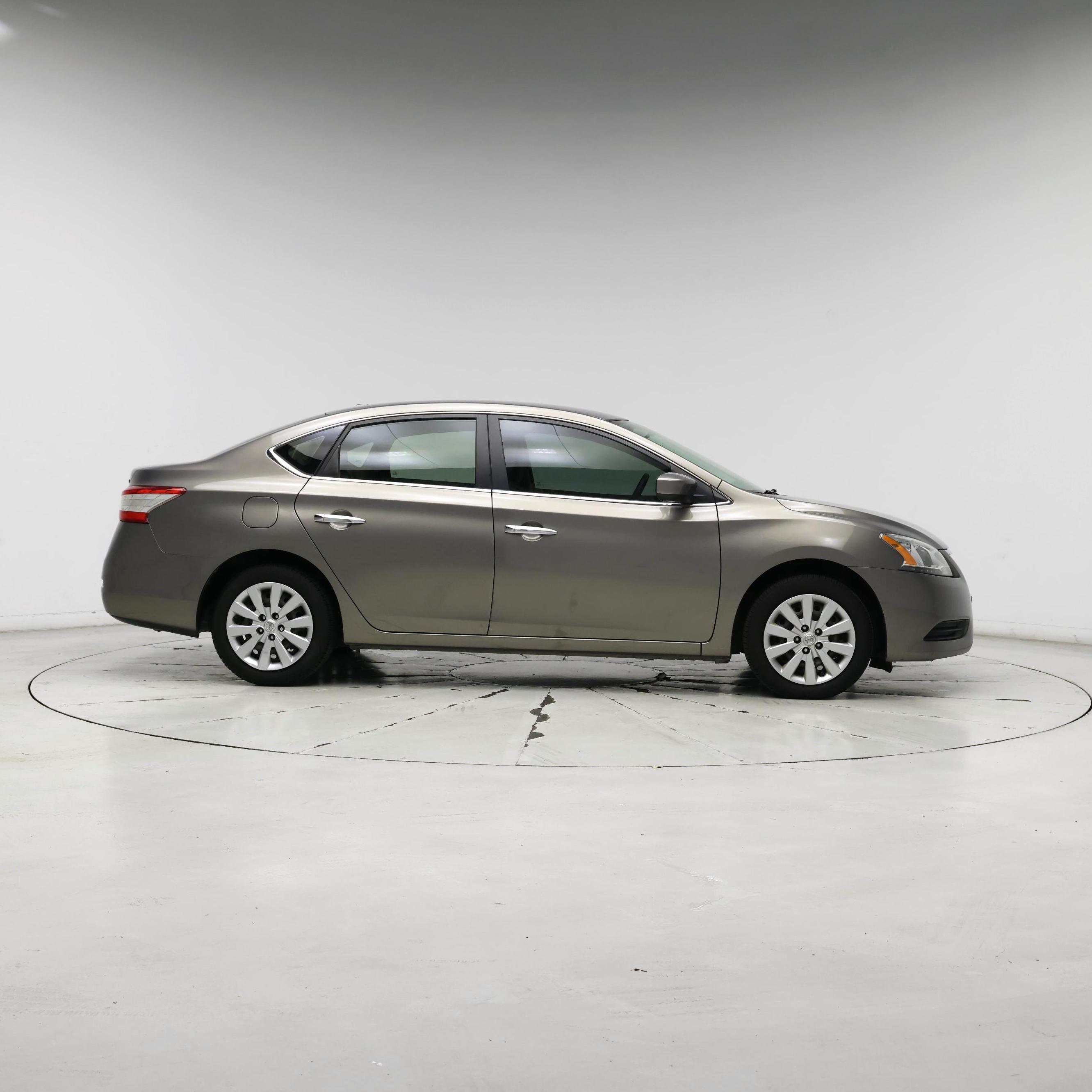 Thumbnail: 2015 Nissan Sentra - 7