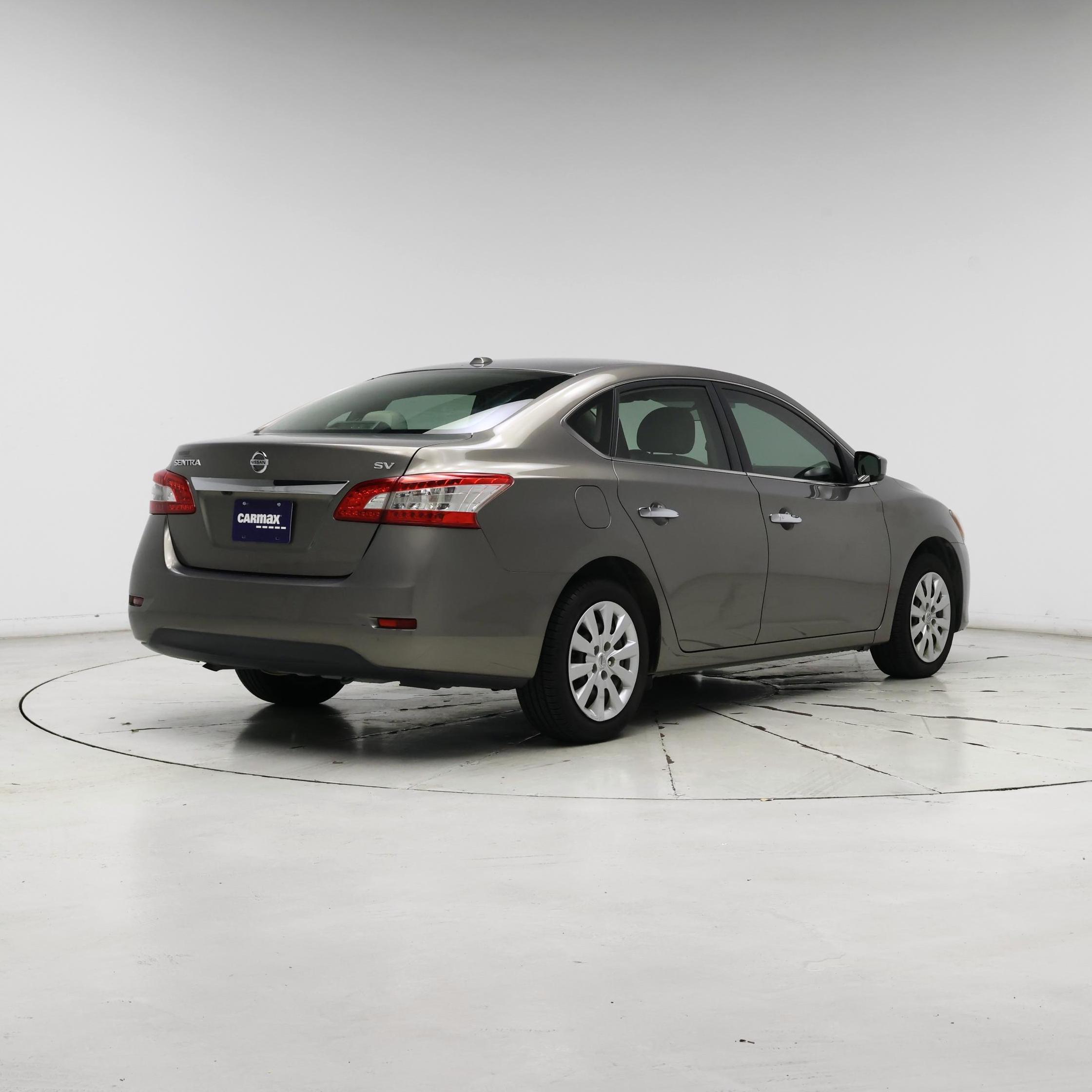 Thumbnail: 2015 Nissan Sentra - 8