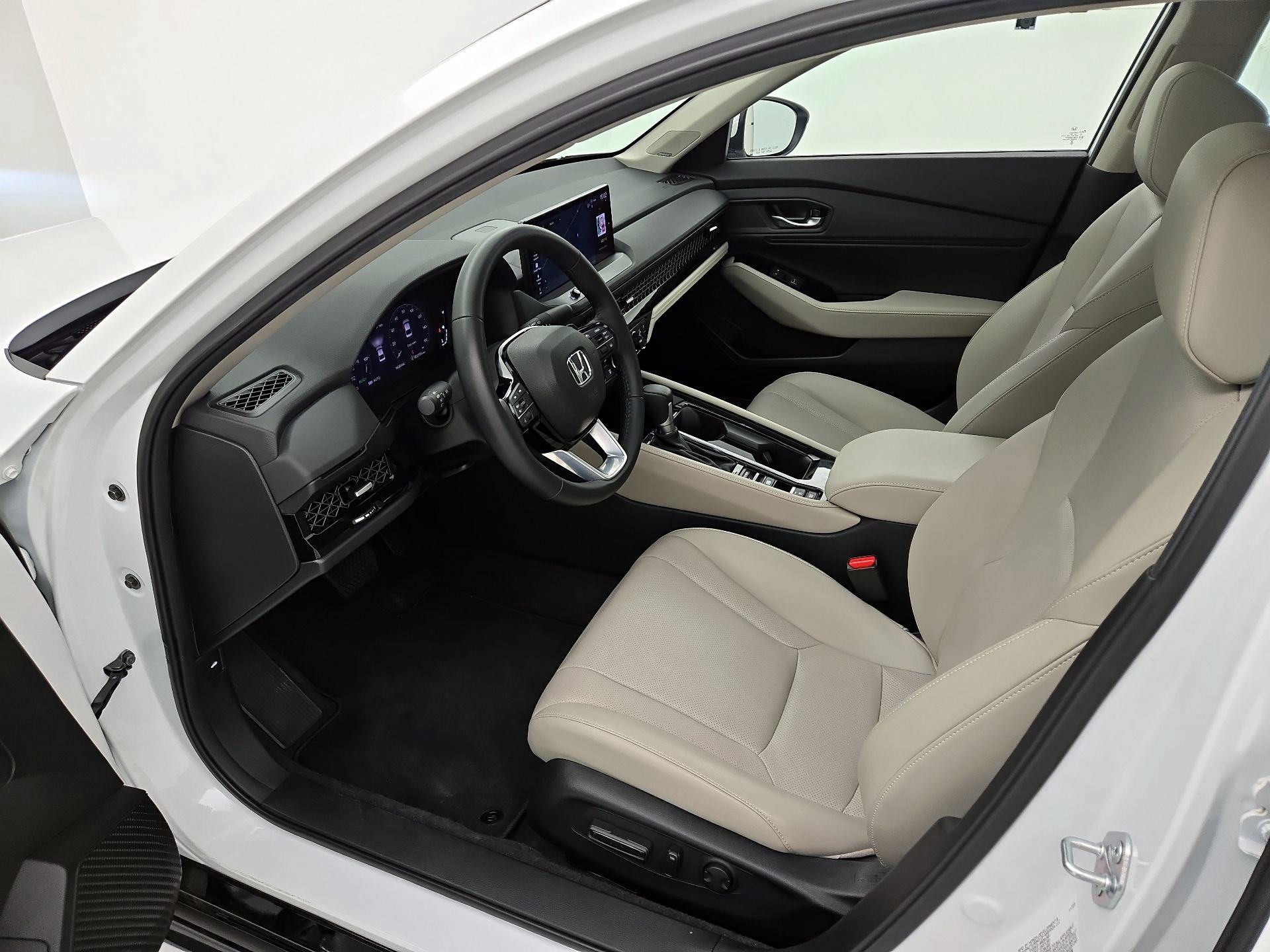 Thumbnail: 2024 Honda Accord - 11