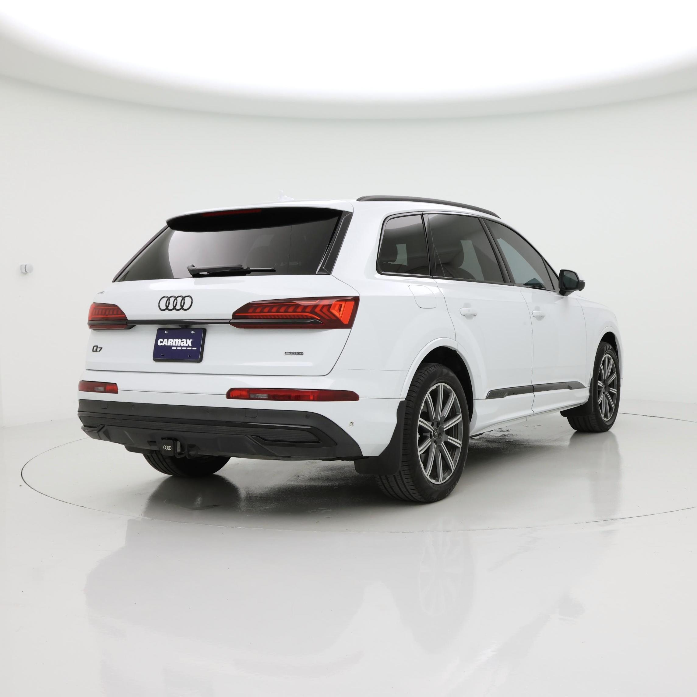 Thumbnail: 2023 Audi Q7 - 8