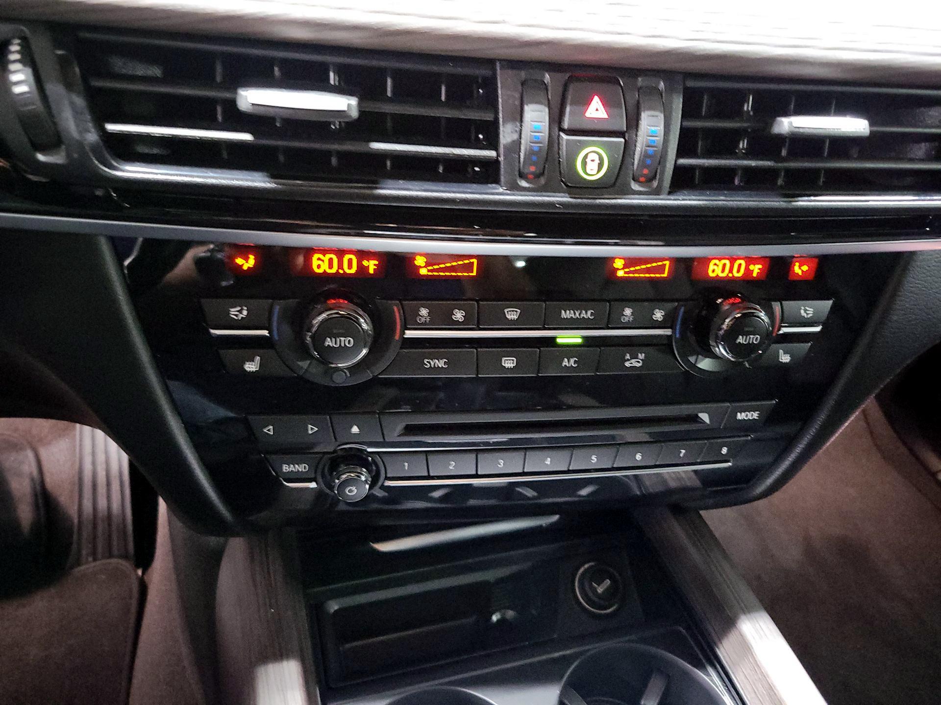 Thumbnail: 2016 BMW X5 - 16