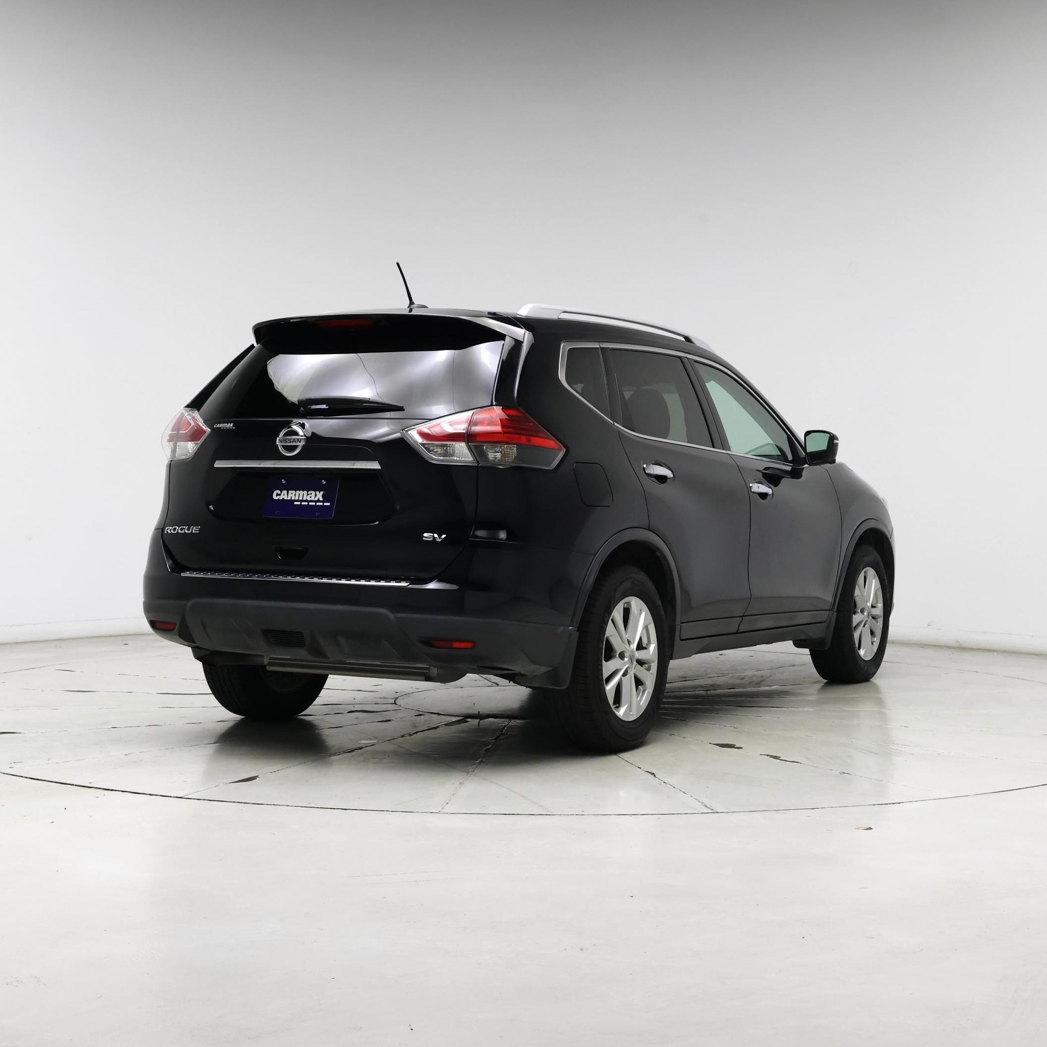 Thumbnail: 2015 Nissan Rogue - 8