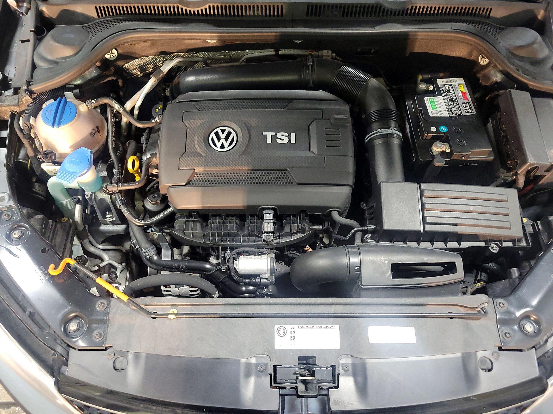 Thumbnail: 2014 Volkswagen Jetta - 20