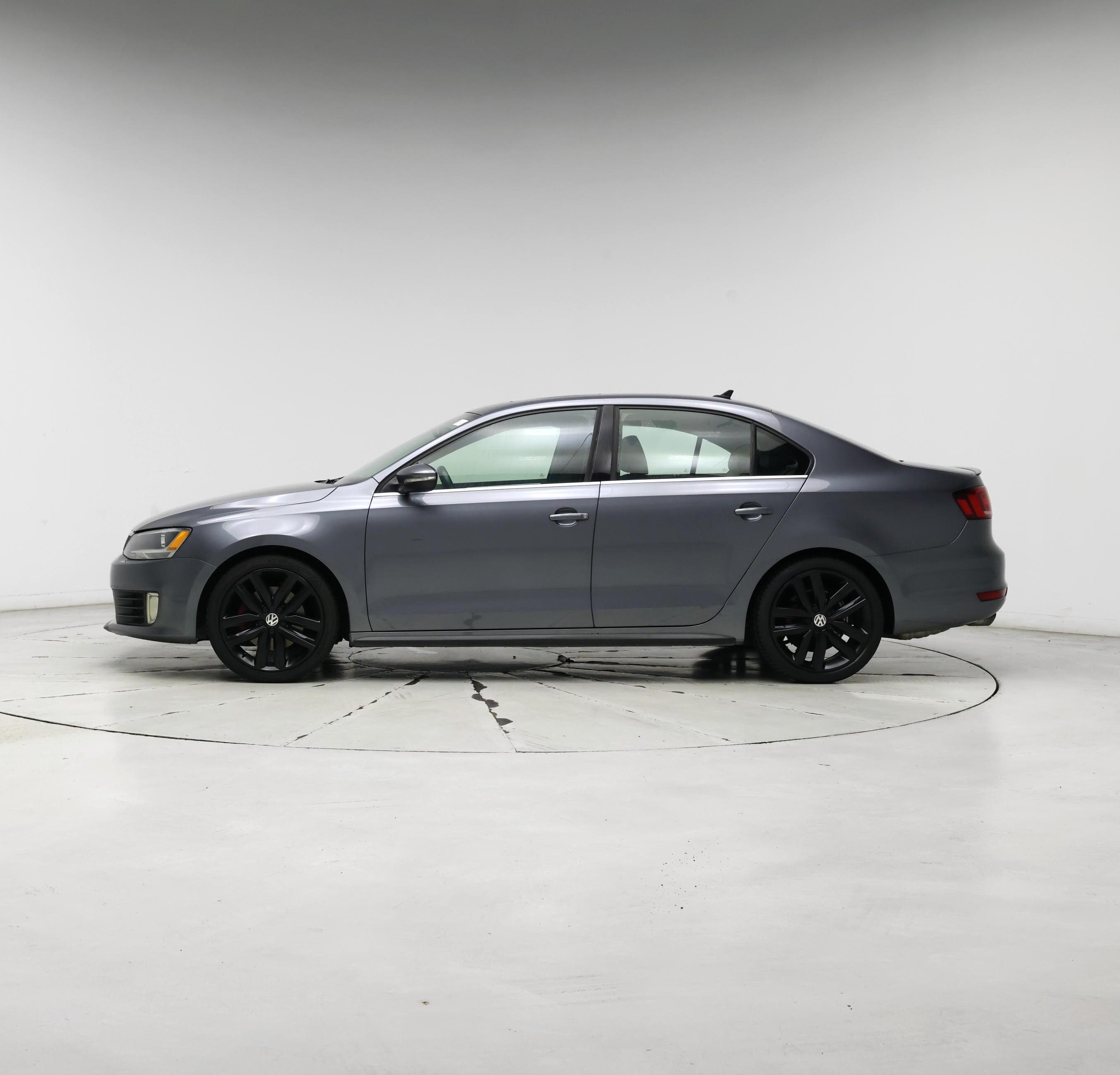 Thumbnail: 2014 Volkswagen Jetta - 3