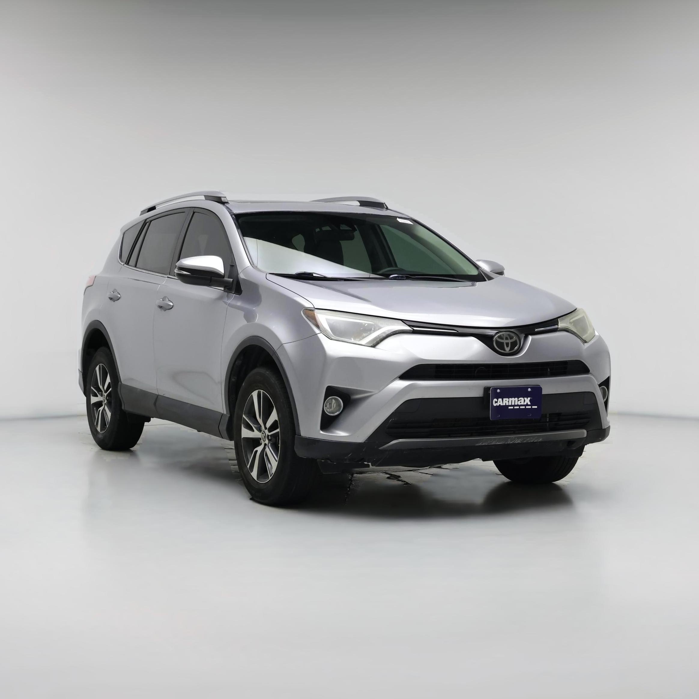 Thumbnail: 2017 Toyota RAV4 - 1