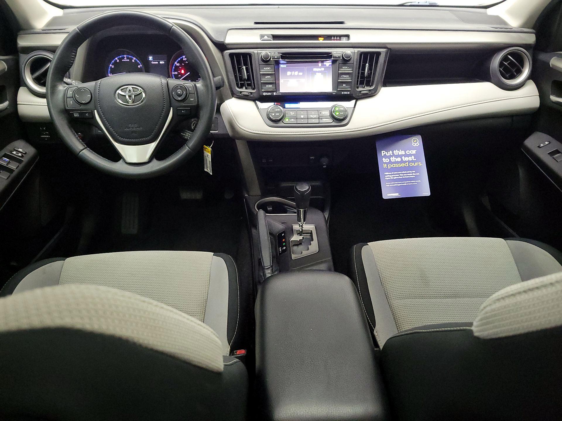 Thumbnail: 2017 Toyota RAV4 - 9