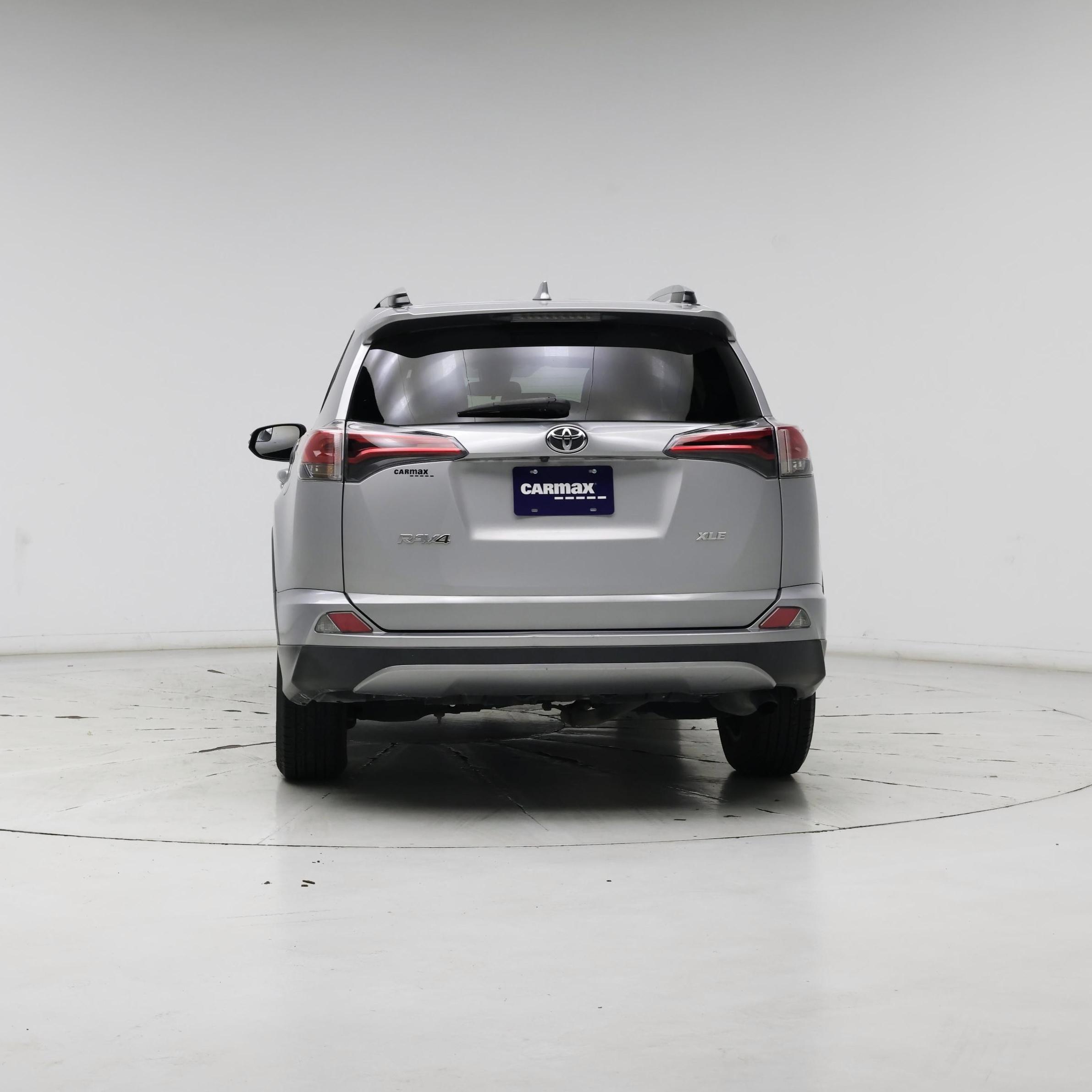Thumbnail: 2017 Toyota RAV4 - 6