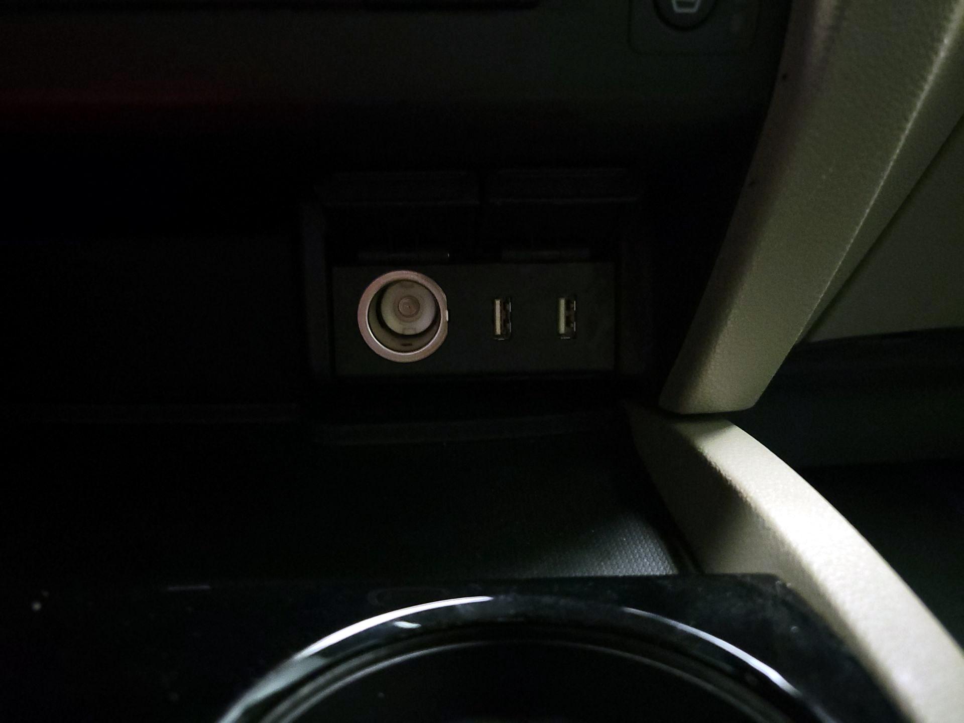Thumbnail: 2016 Honda Pilot - 18