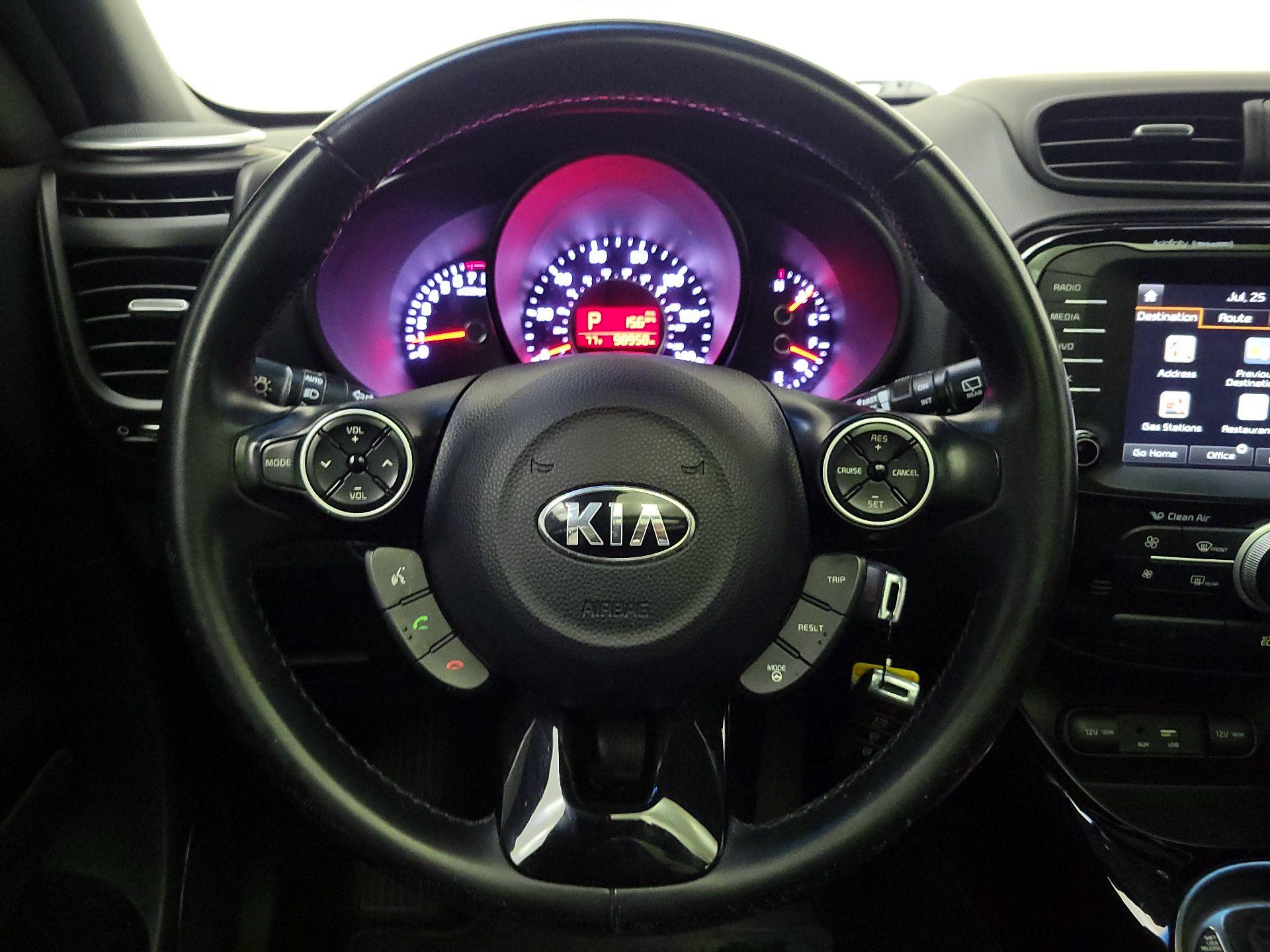 Thumbnail: 2015 Kia Soul - 10