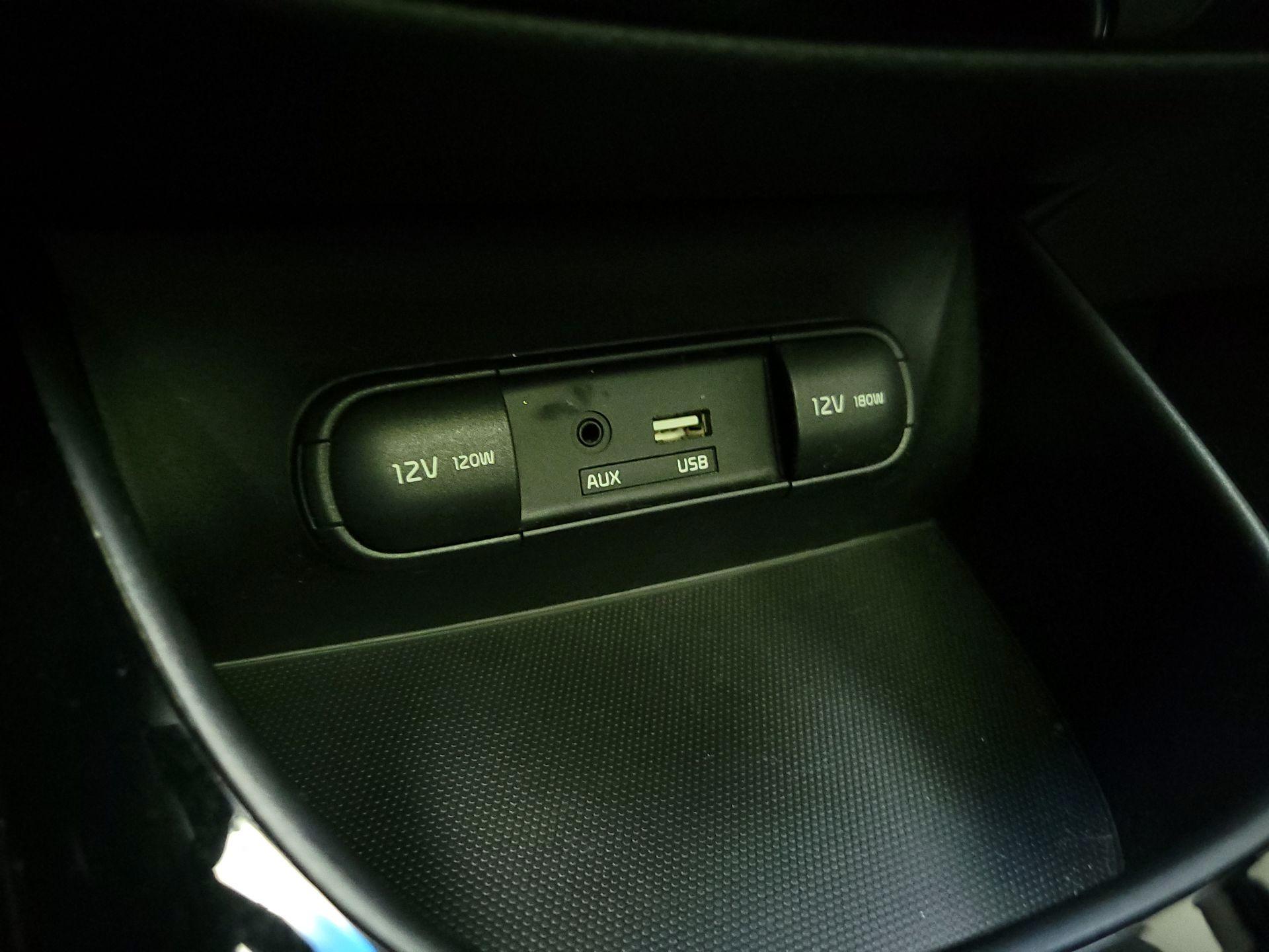 Thumbnail: 2015 Kia Soul - 19