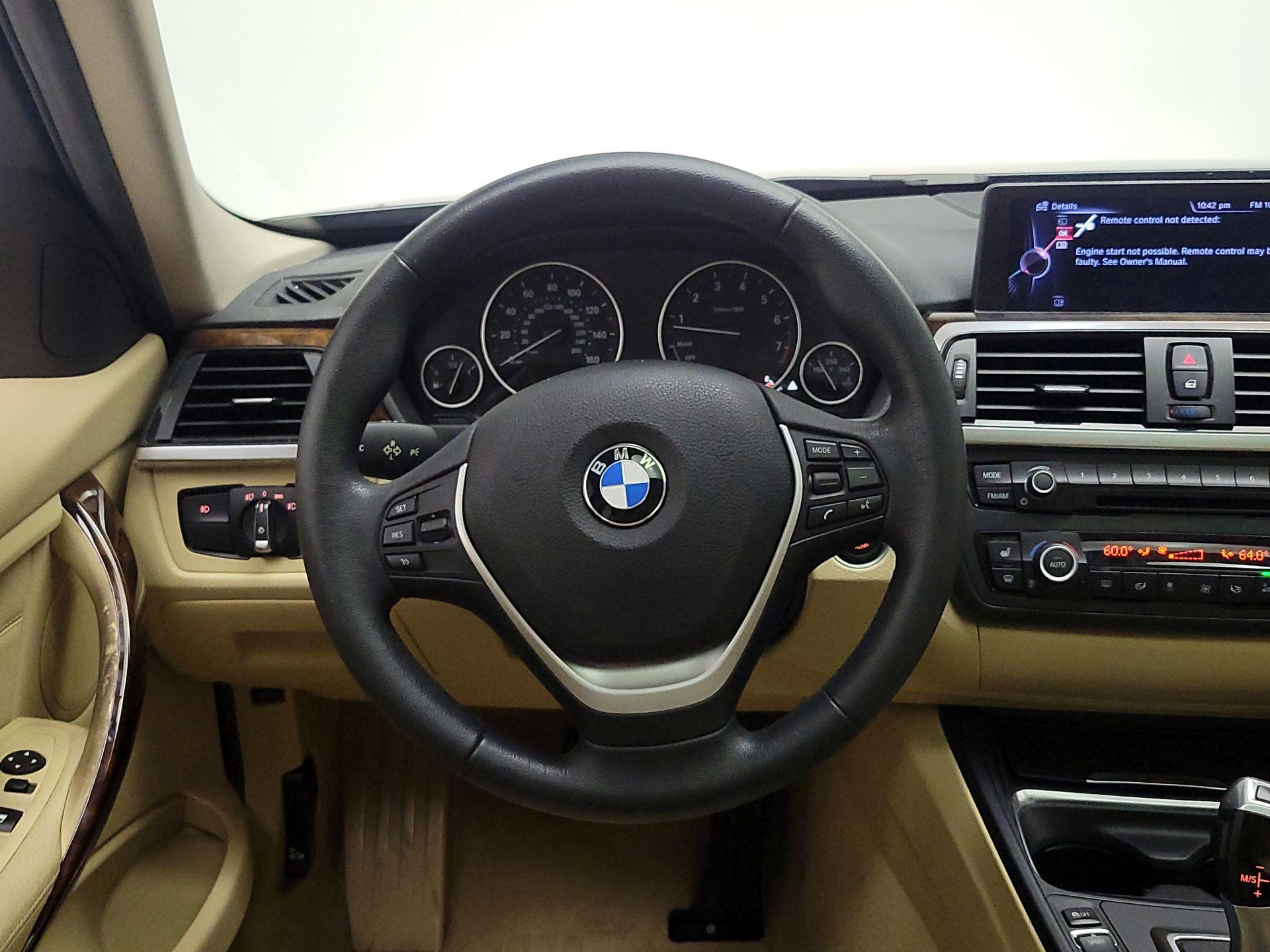 Thumbnail: 2015 BMW 3 Series - 10