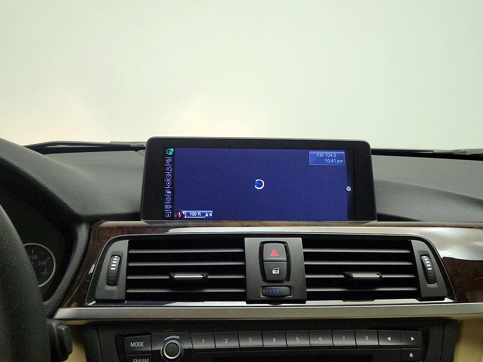 Thumbnail: 2015 BMW 3 Series - 14