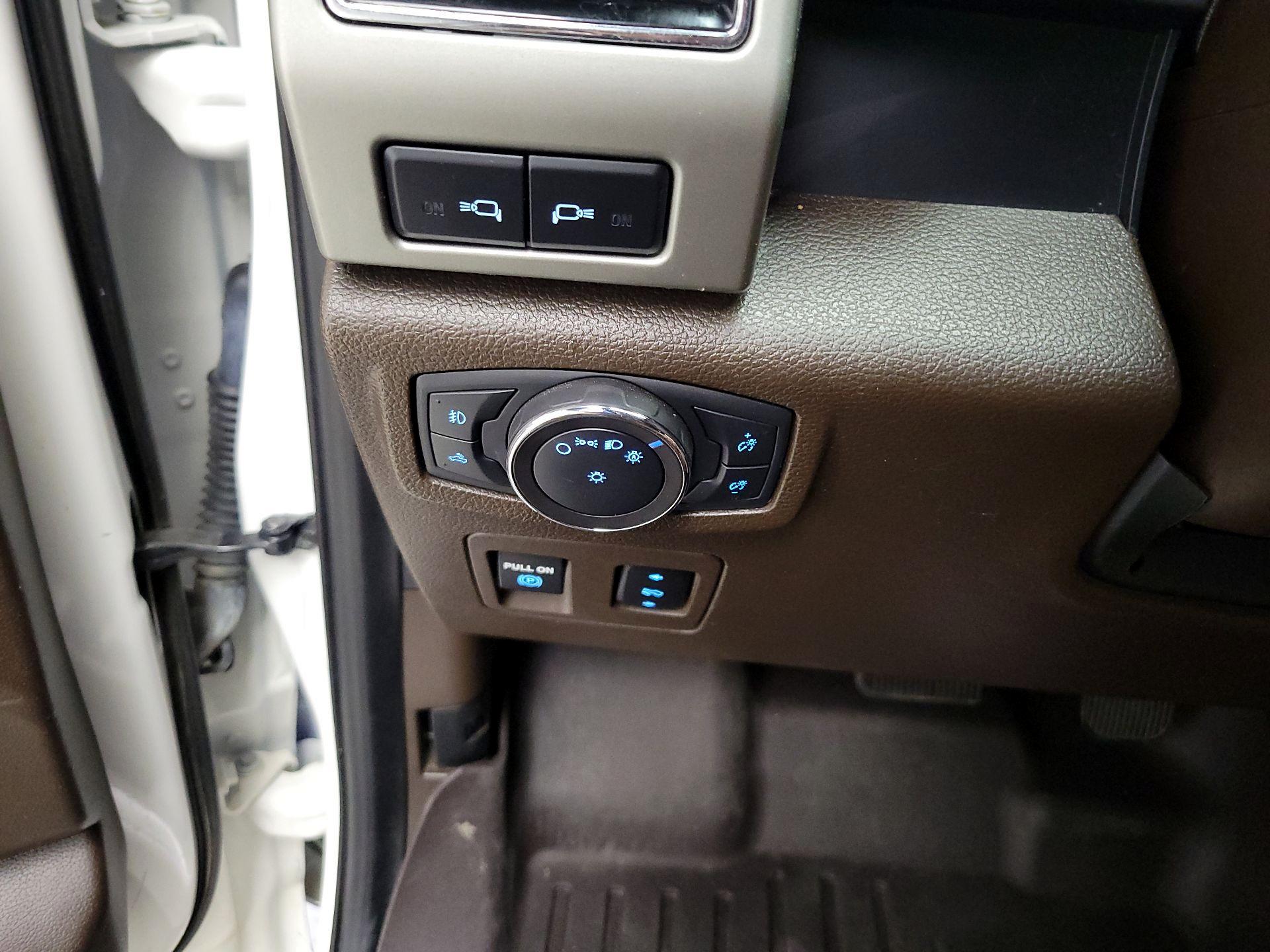 Thumbnail: 2019 Ford F-150 - 13