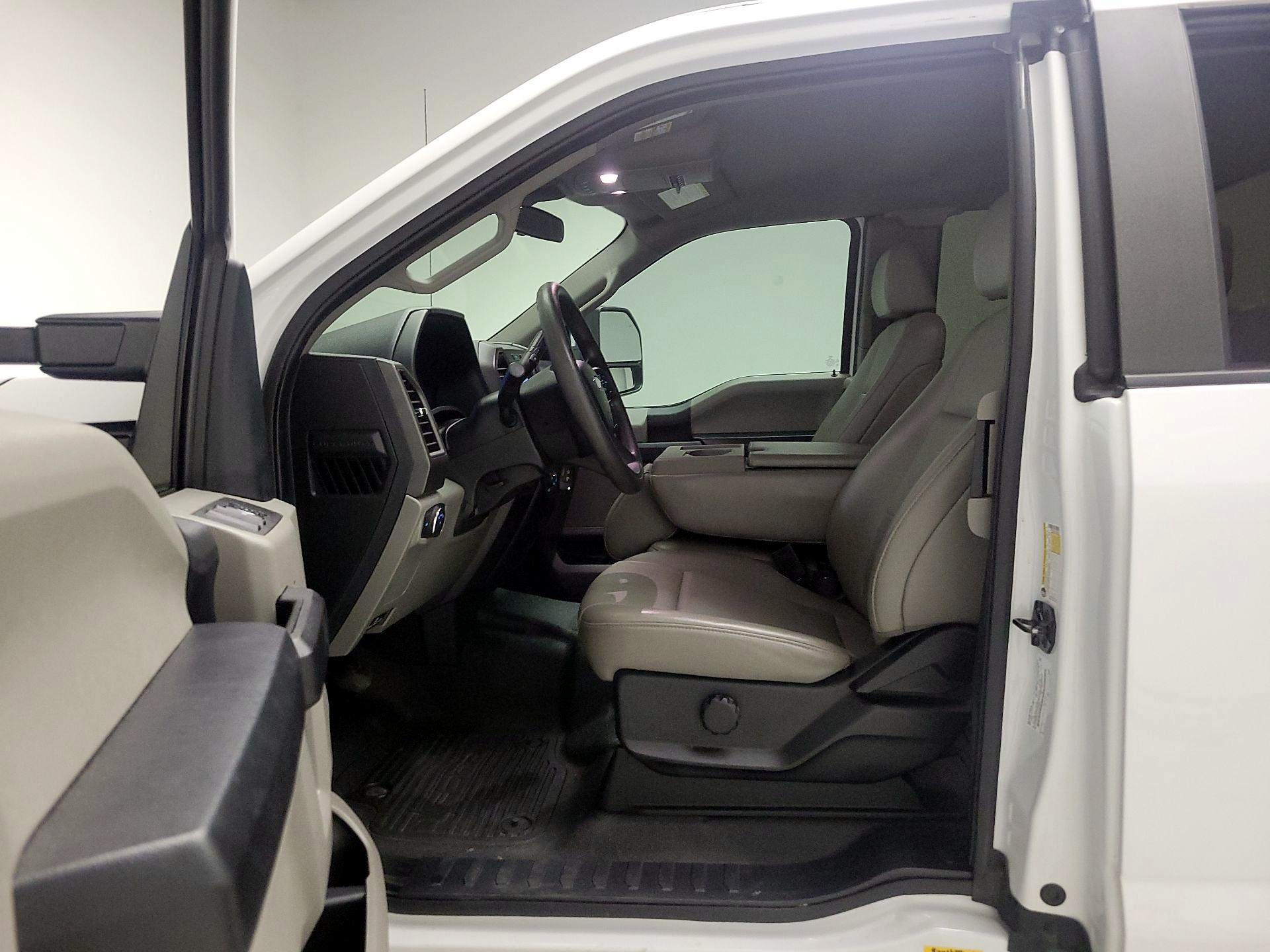 Thumbnail: 2020 Ford F-250 - 11