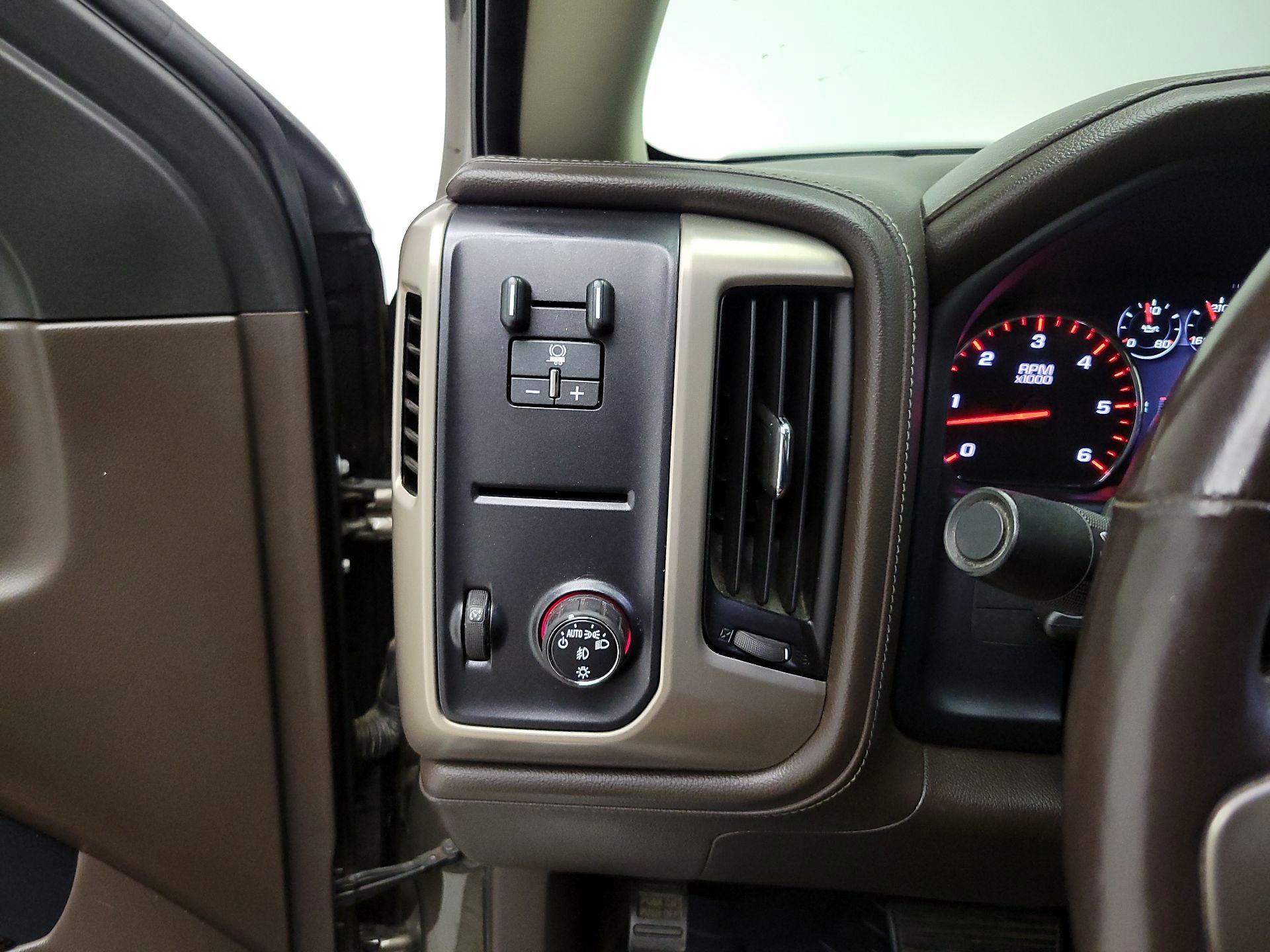 Thumbnail: 2015 GMC Sierra 1500 - 11