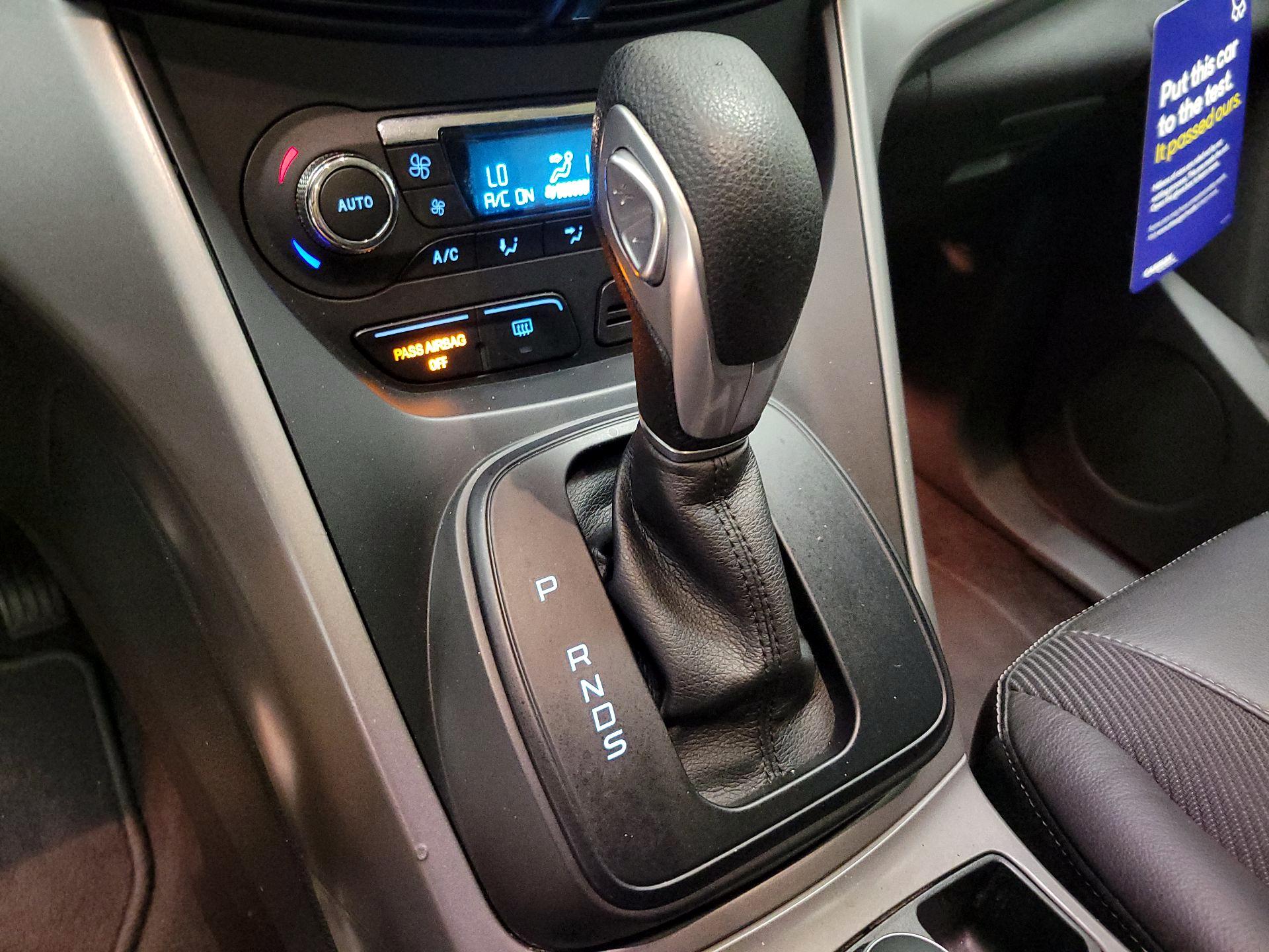 Thumbnail: 2016 Ford Escape - 18