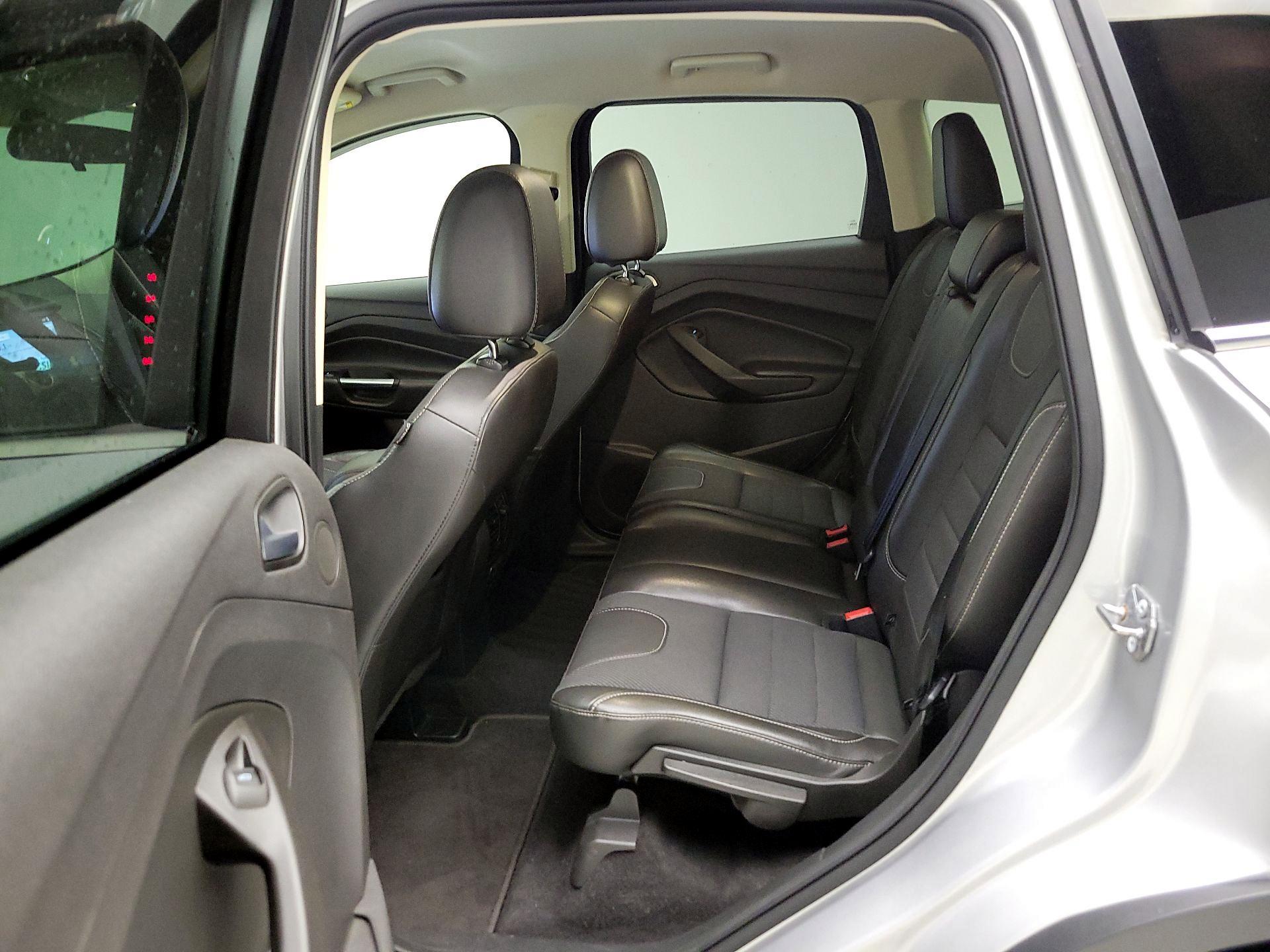 Thumbnail: 2016 Ford Escape - 20