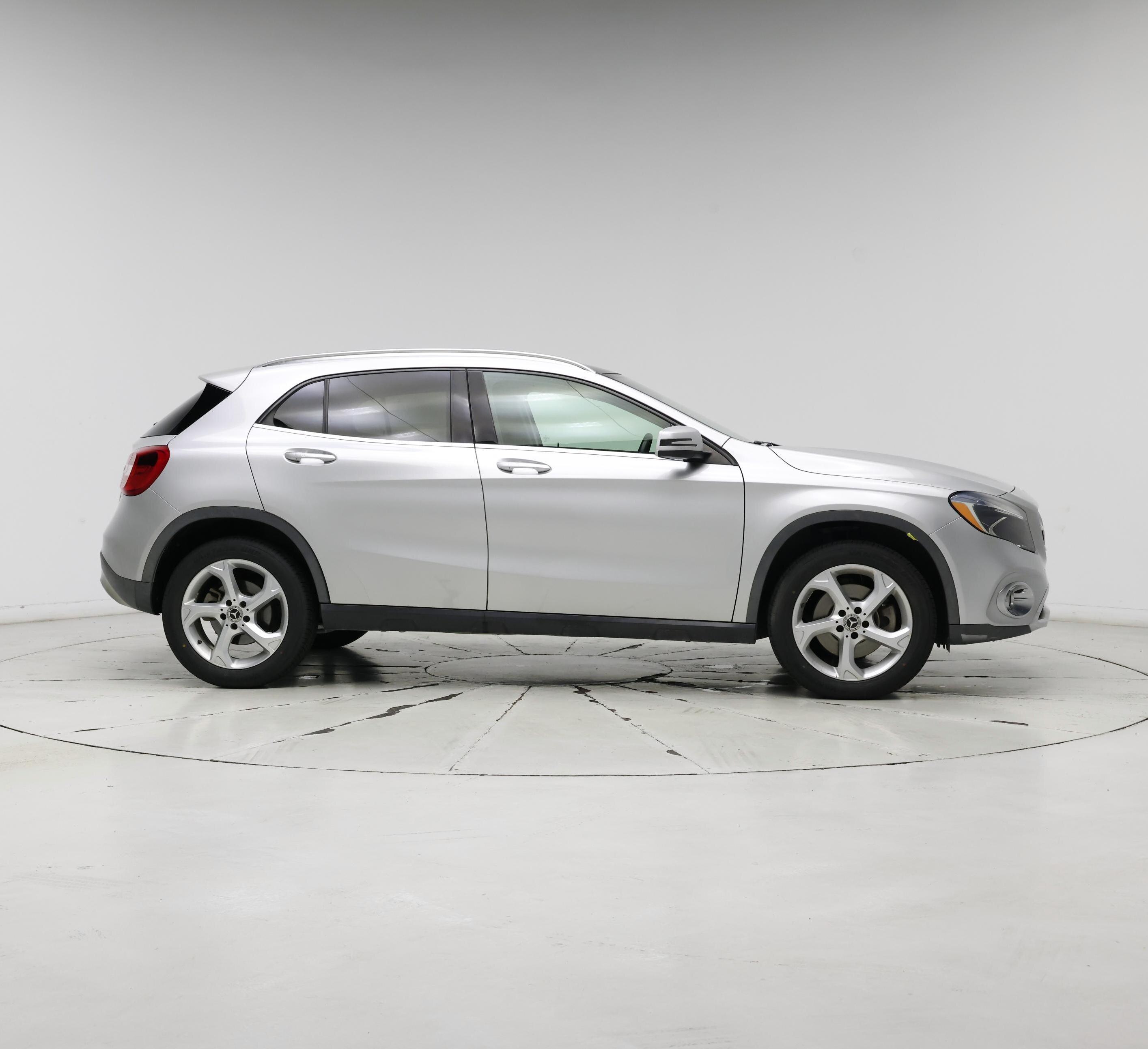 Thumbnail: 2018 Mercedes-Benz GLA - 7