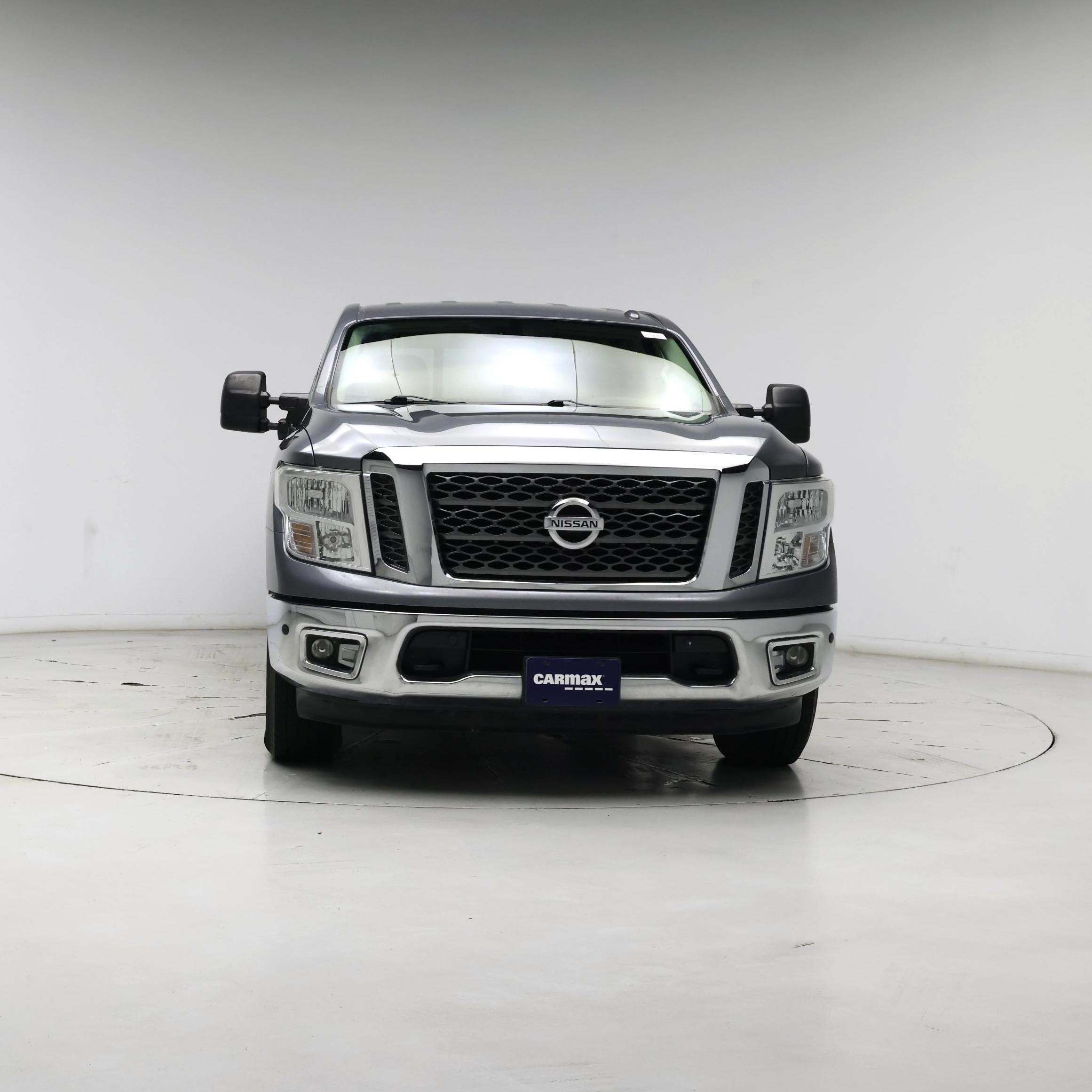 Thumbnail: 2017 Nissan Titan - 5