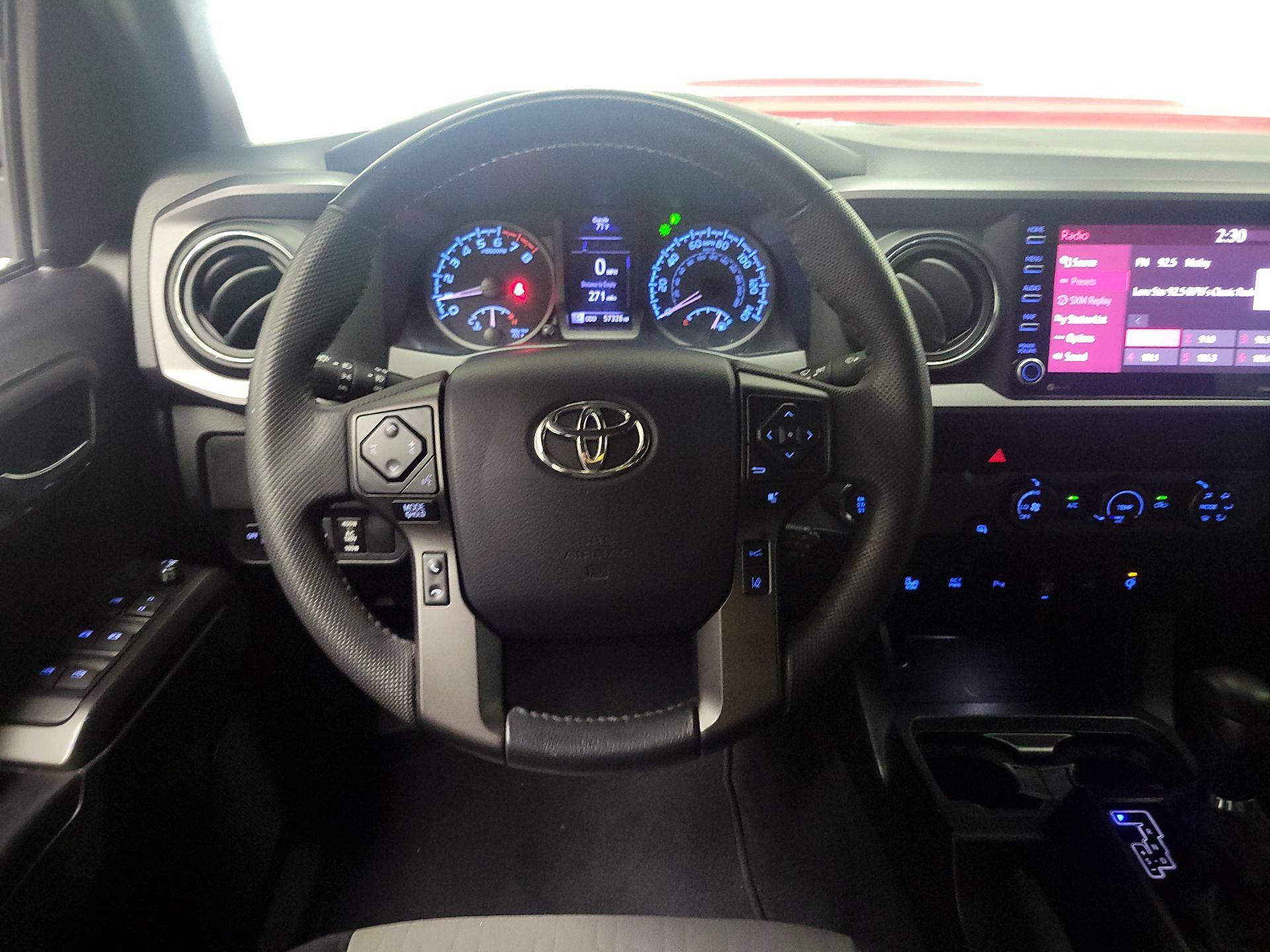 Thumbnail: 2020 Toyota Tacoma - 10