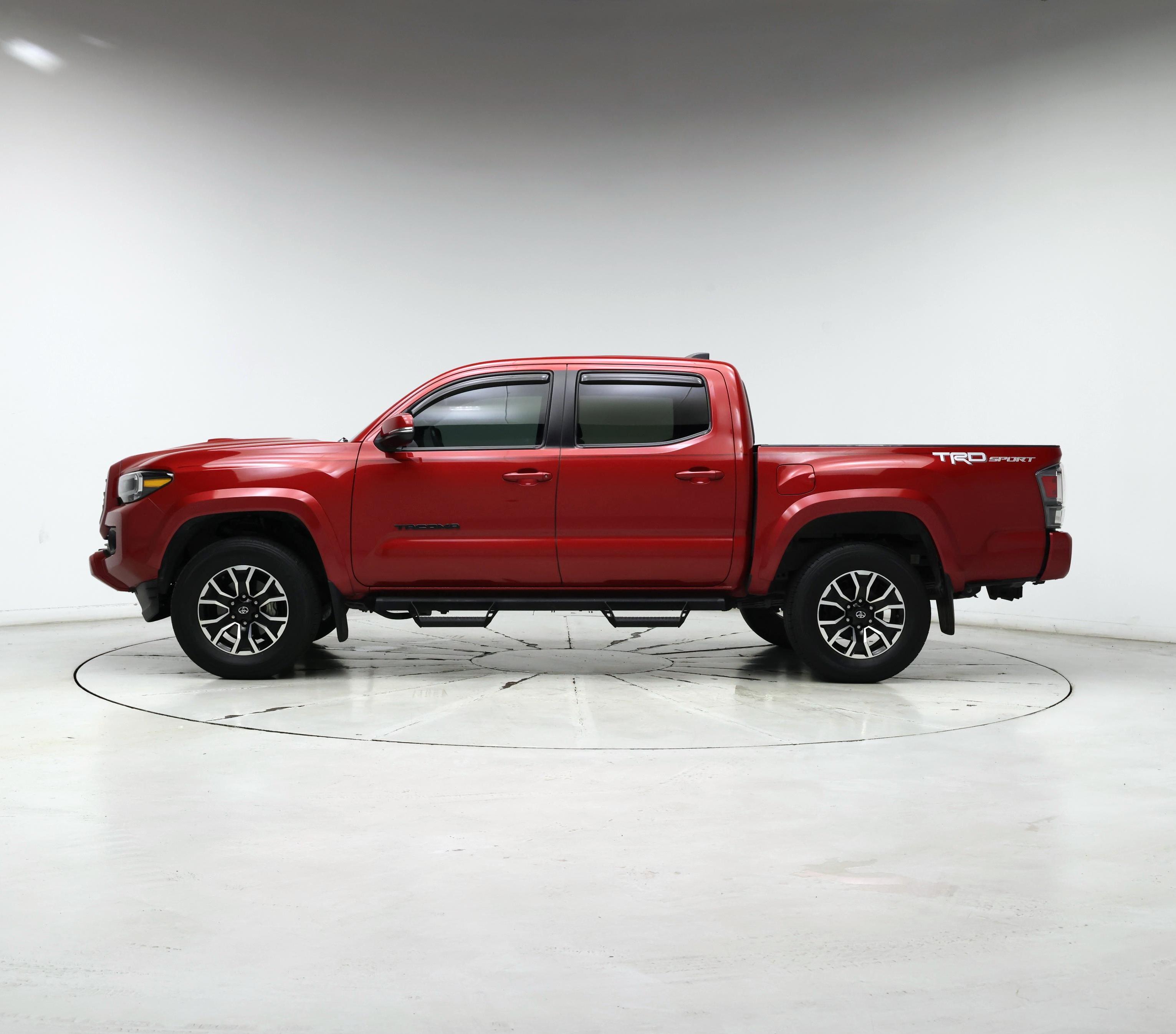 Thumbnail: 2020 Toyota Tacoma - 3