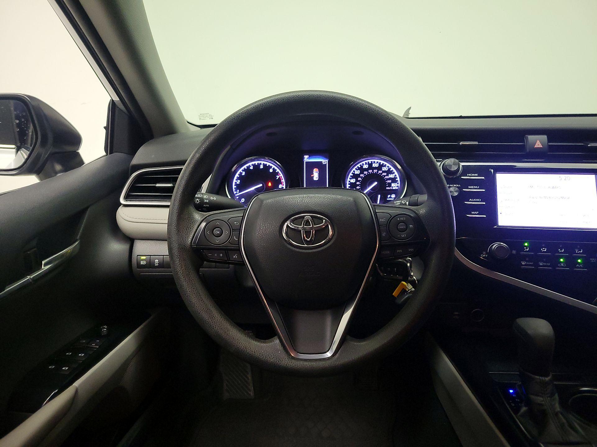 Thumbnail: 2019 Toyota Camry - 10