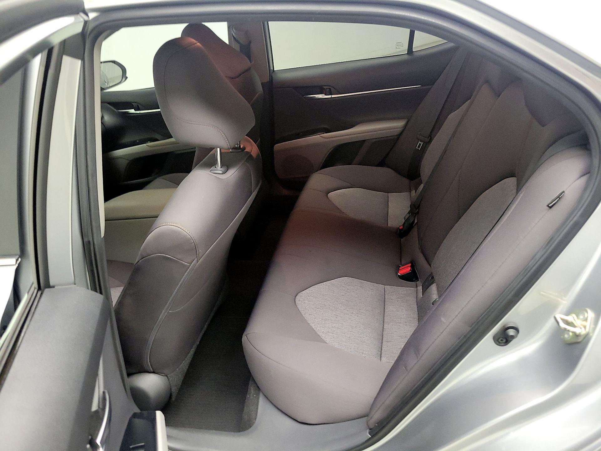 Thumbnail: 2019 Toyota Camry - 19