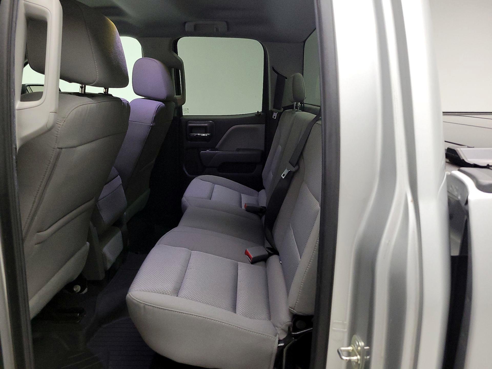 Thumbnail: 2019 Chevrolet Silverado 1500 - 19