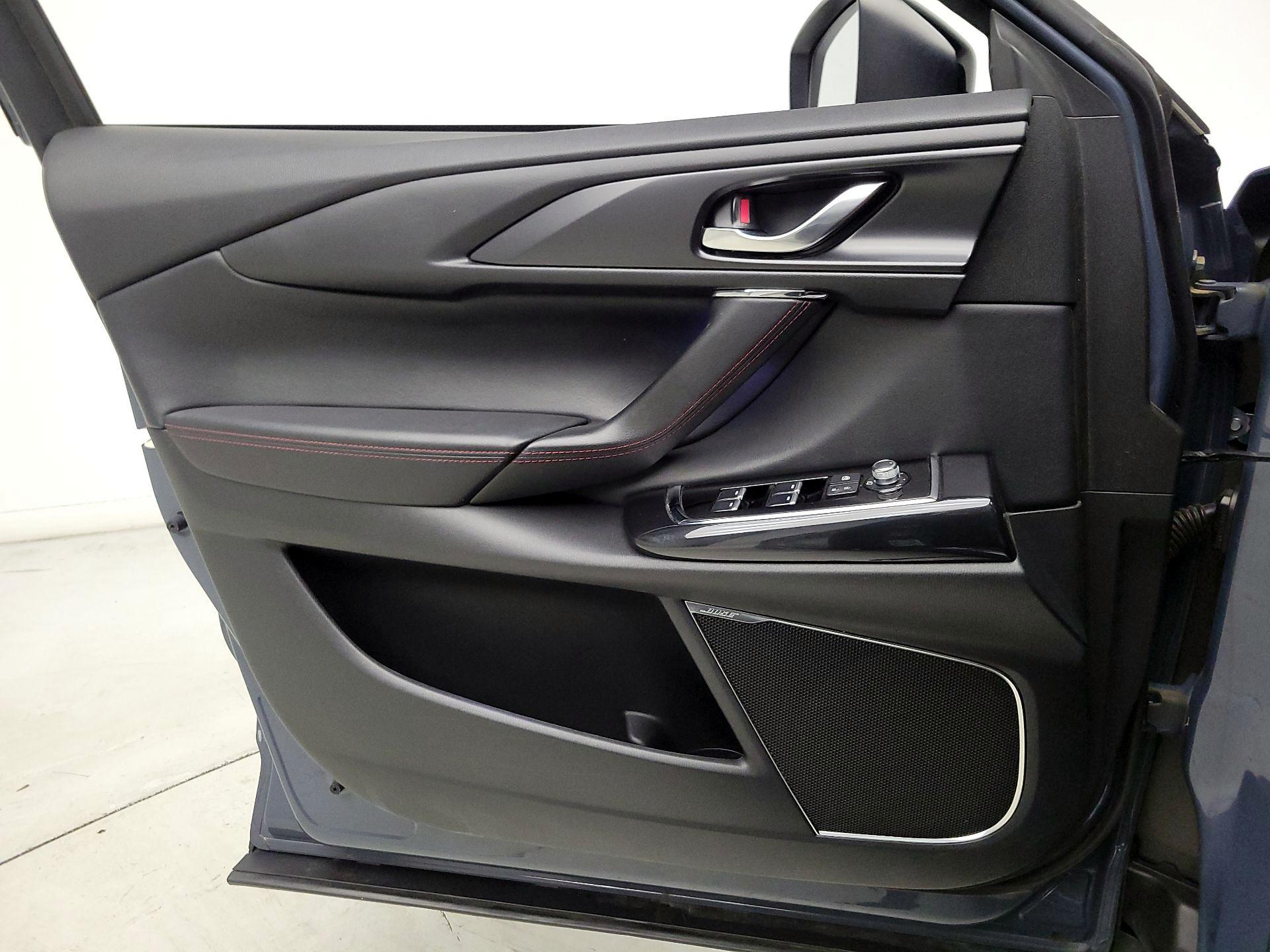 Thumbnail: 2022 Mazda CX-9 - 12