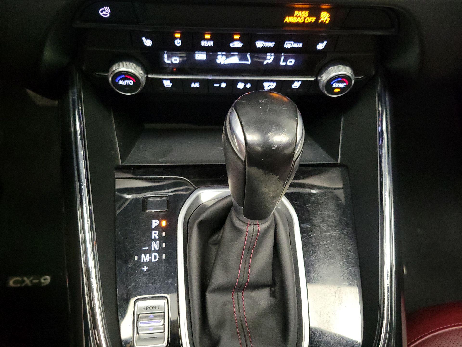 Thumbnail: 2022 Mazda CX-9 - 18