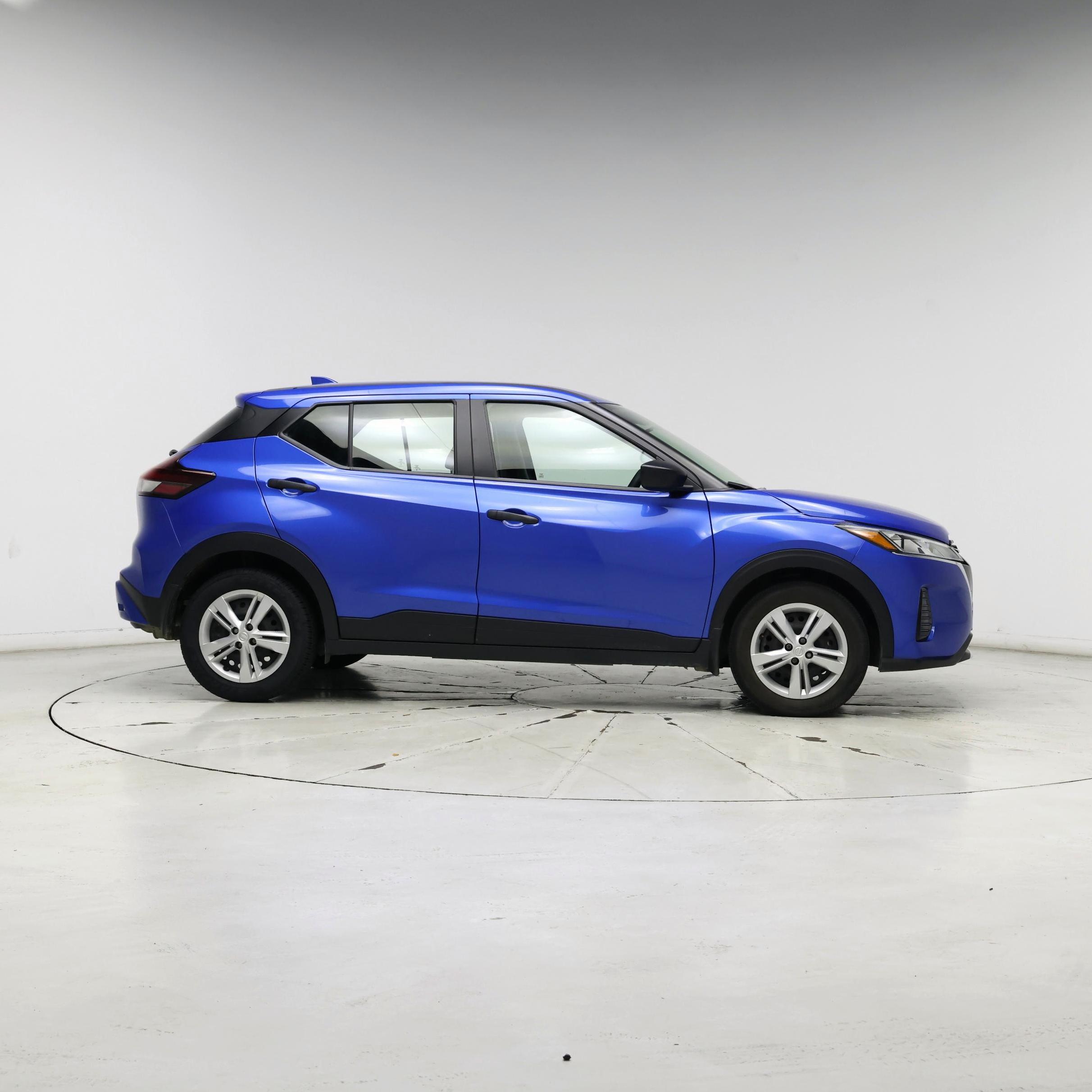 Thumbnail: 2023 Nissan Kicks - 7
