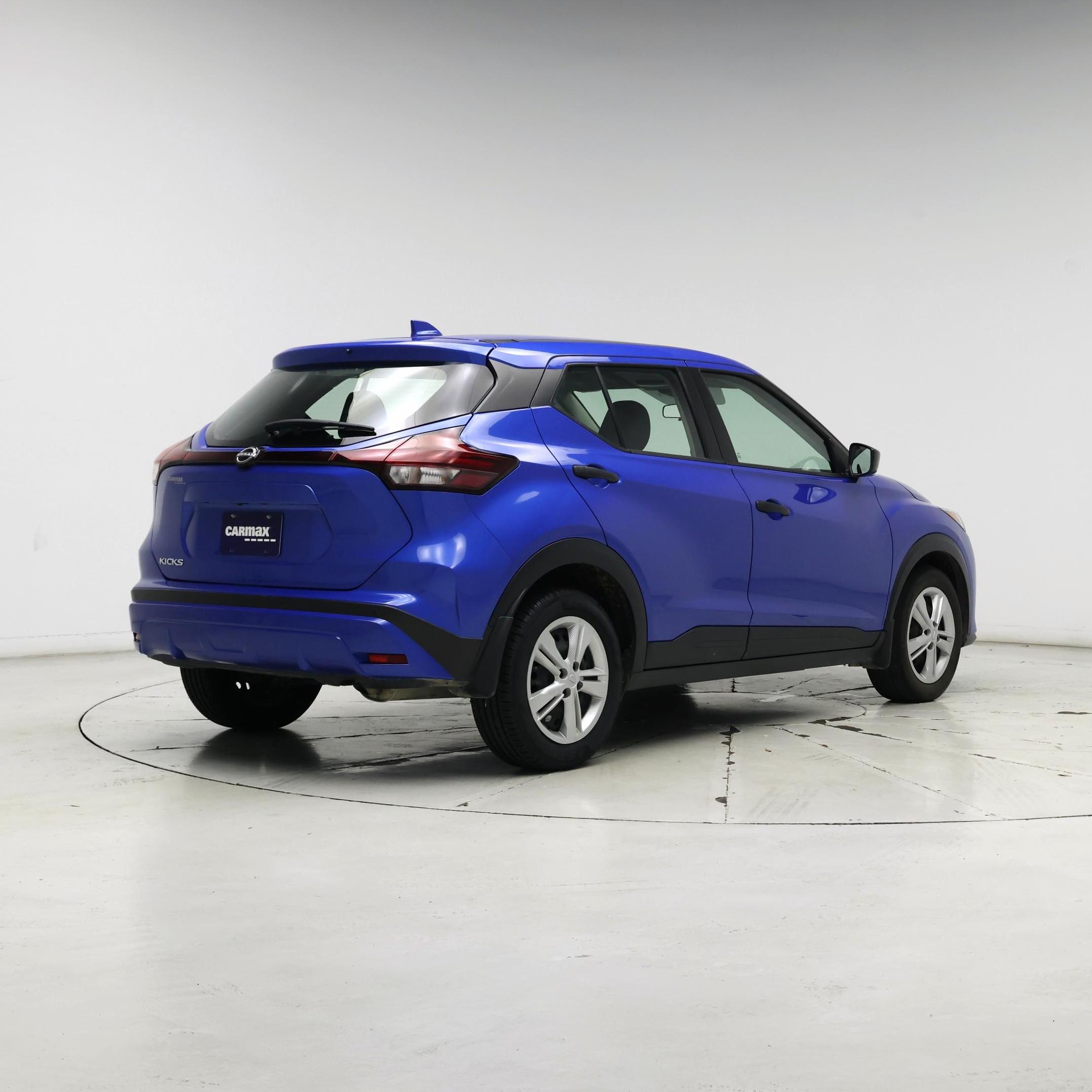 Thumbnail: 2023 Nissan Kicks - 8