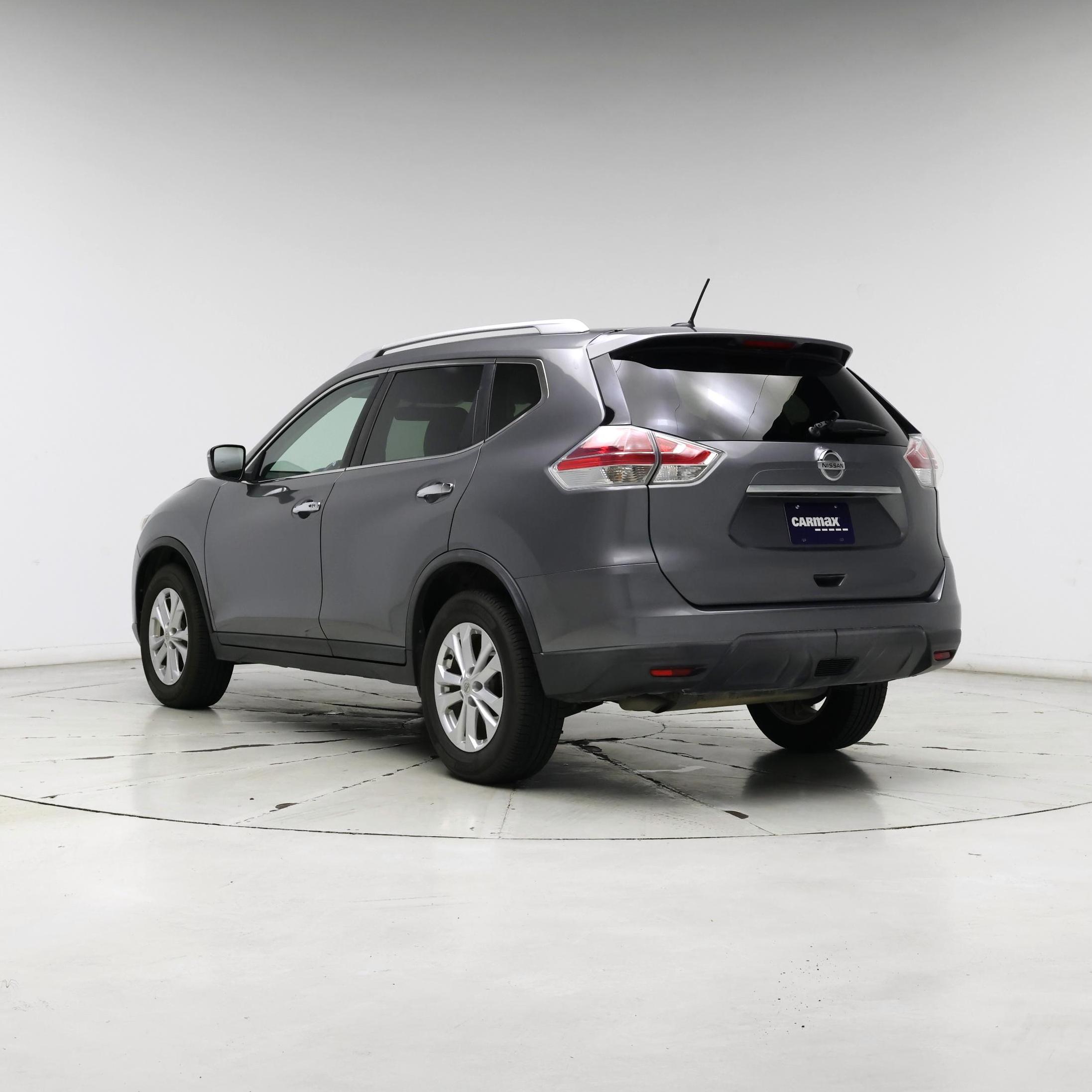 Thumbnail: 2016 Nissan Rogue - 2