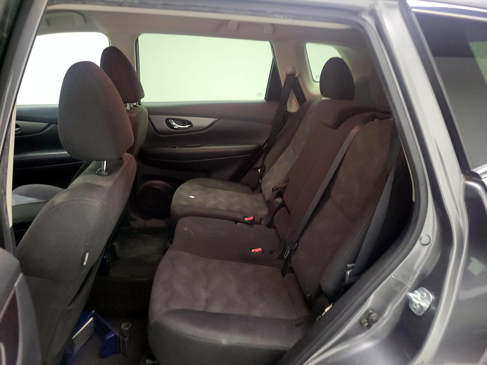 Thumbnail: 2016 Nissan Rogue - 19